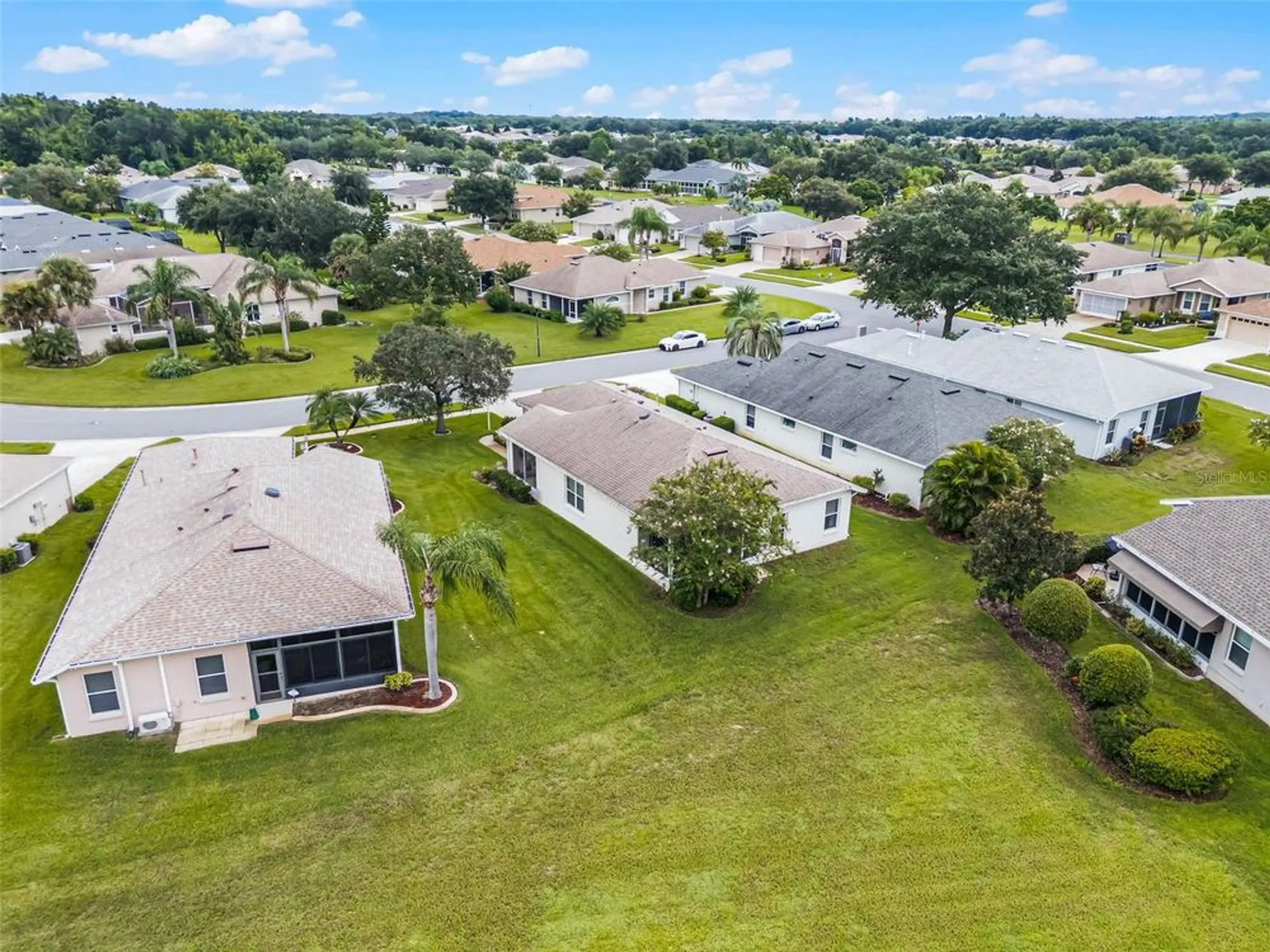 Property Slideshow image 43 of 69 | 27111 nostalgia dr, Leesburg, FL, 34748