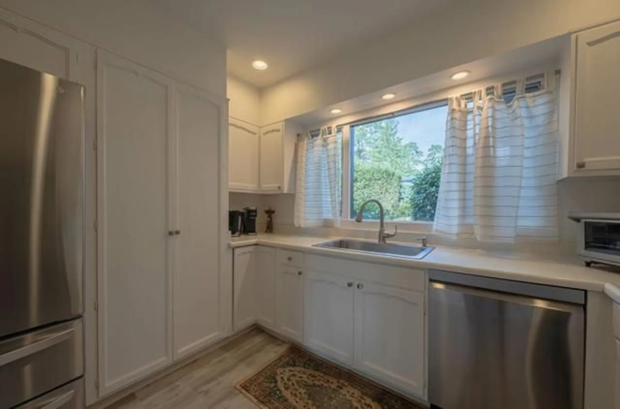 Property Slideshow image 11 of 29 | 120 del mesa carmel, Carmel, CA, 93923