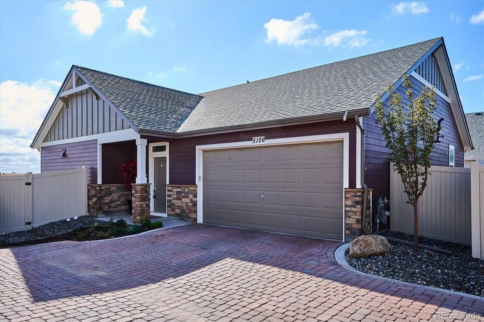 Property Slideshow image 1 of 28 | 5126 n quemoy ct, Aurora, CO, 80019