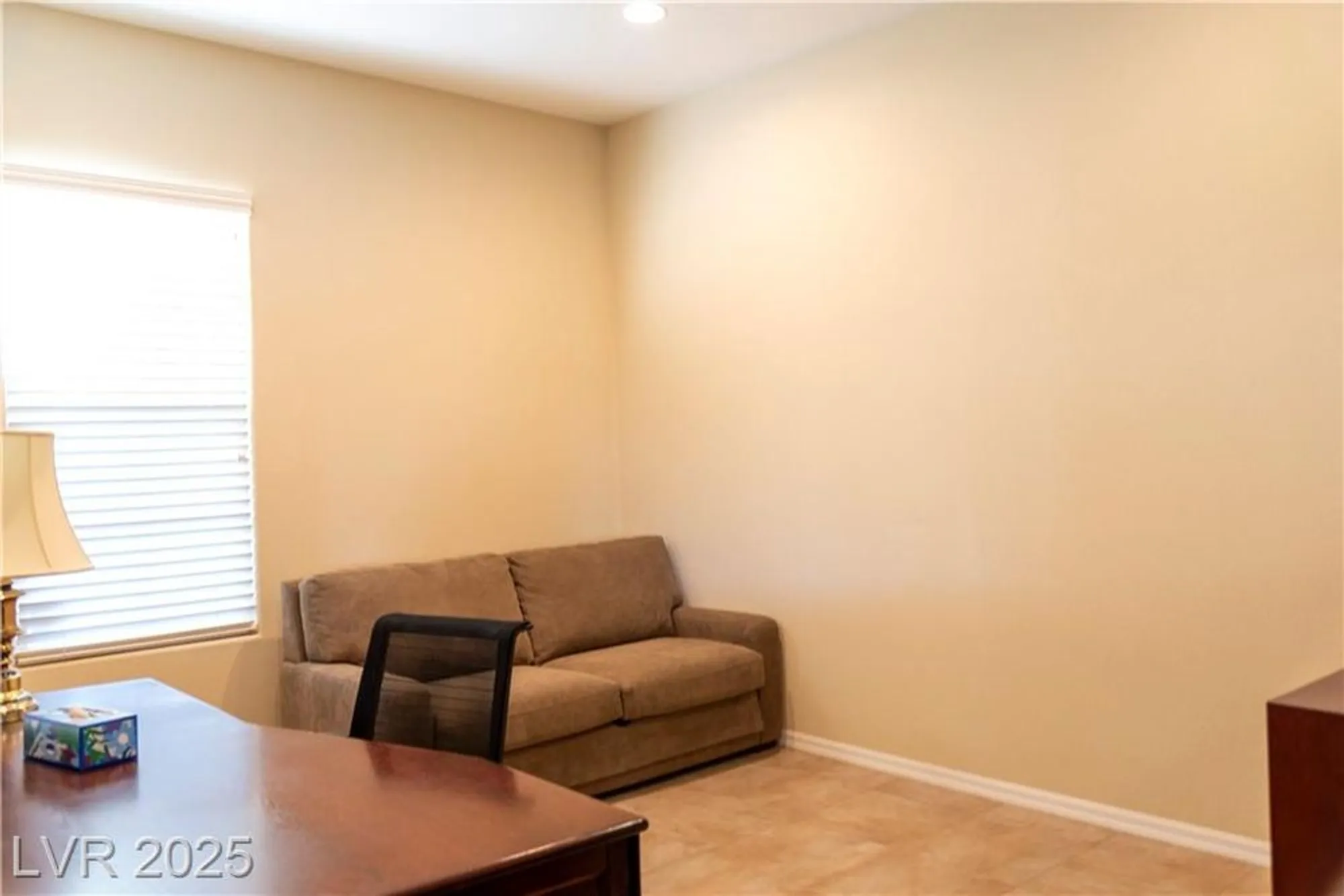 Property Slideshow image 8 of 35 | 2304 janesville ln, Henderson, NV, 89044