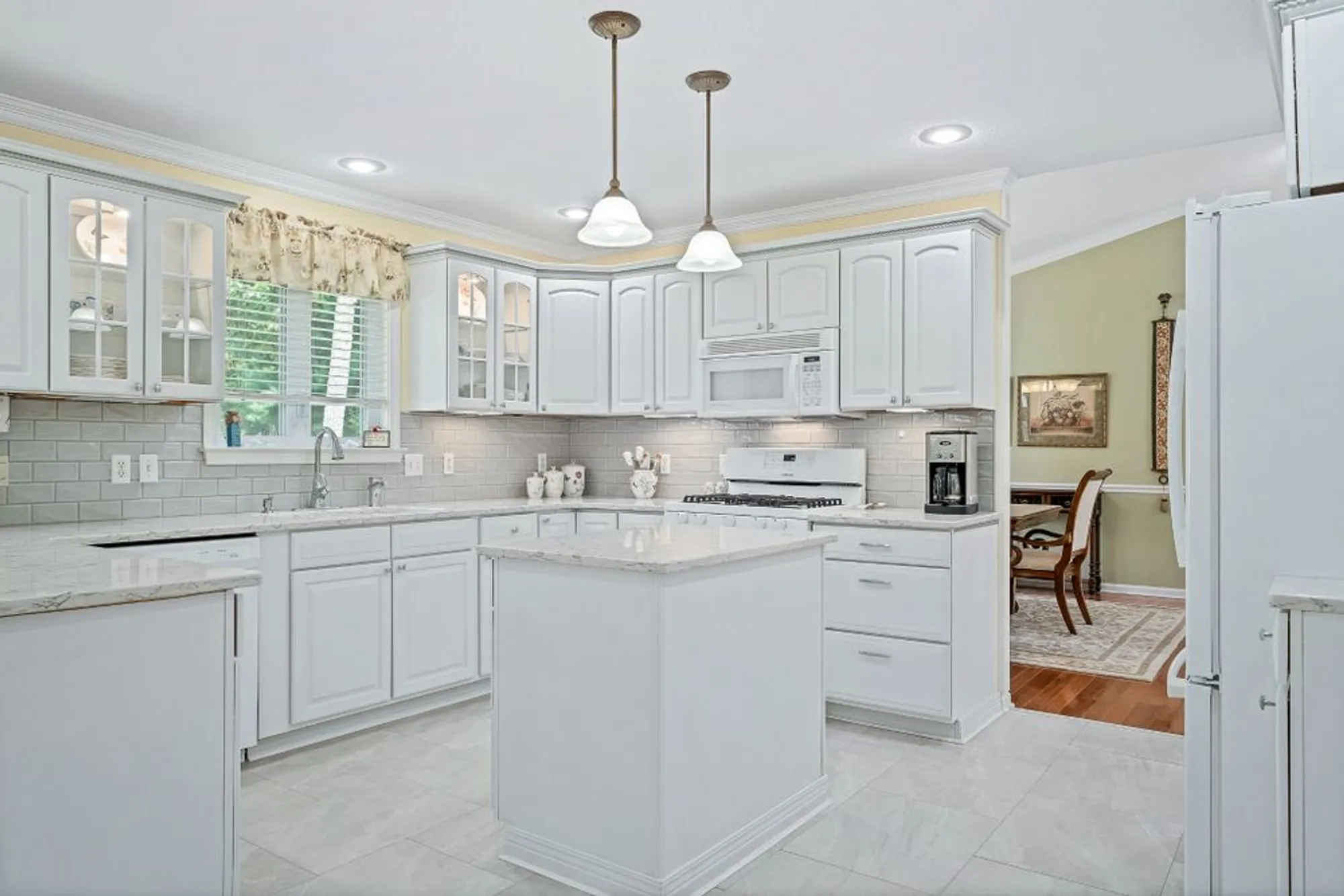 Property Slideshow image 11 of 56 | 16 belvedere ln, Crossville, TN, 38558