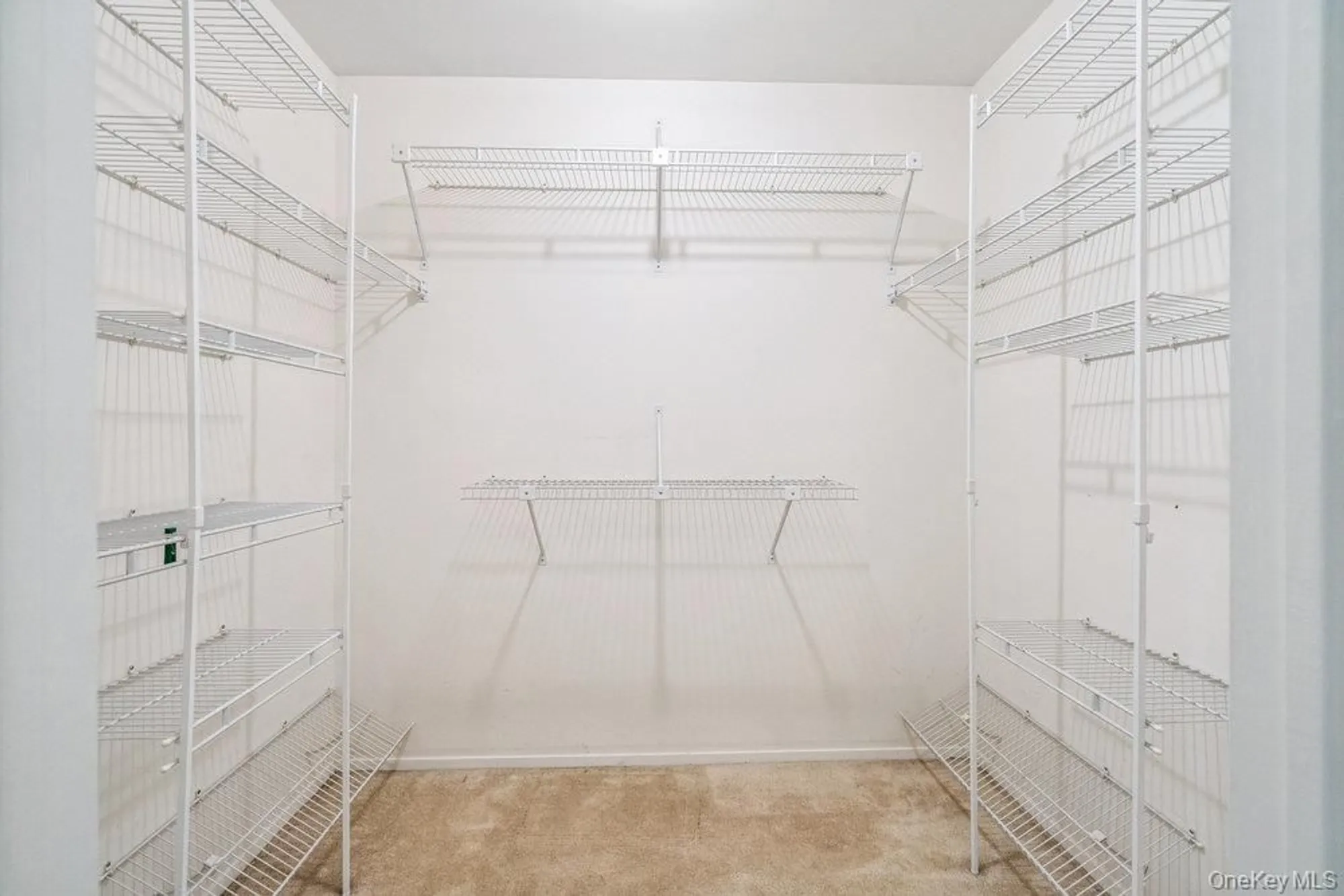 Property Slideshow image 26 of 35 | 914 fenway rd, Saint James, NY, 11780