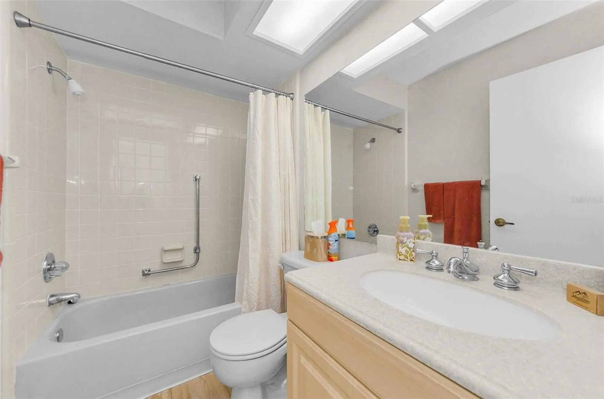 Property Slideshow image 26 of 41 | 11516 versailles ln, Port Richey, FL, 34668