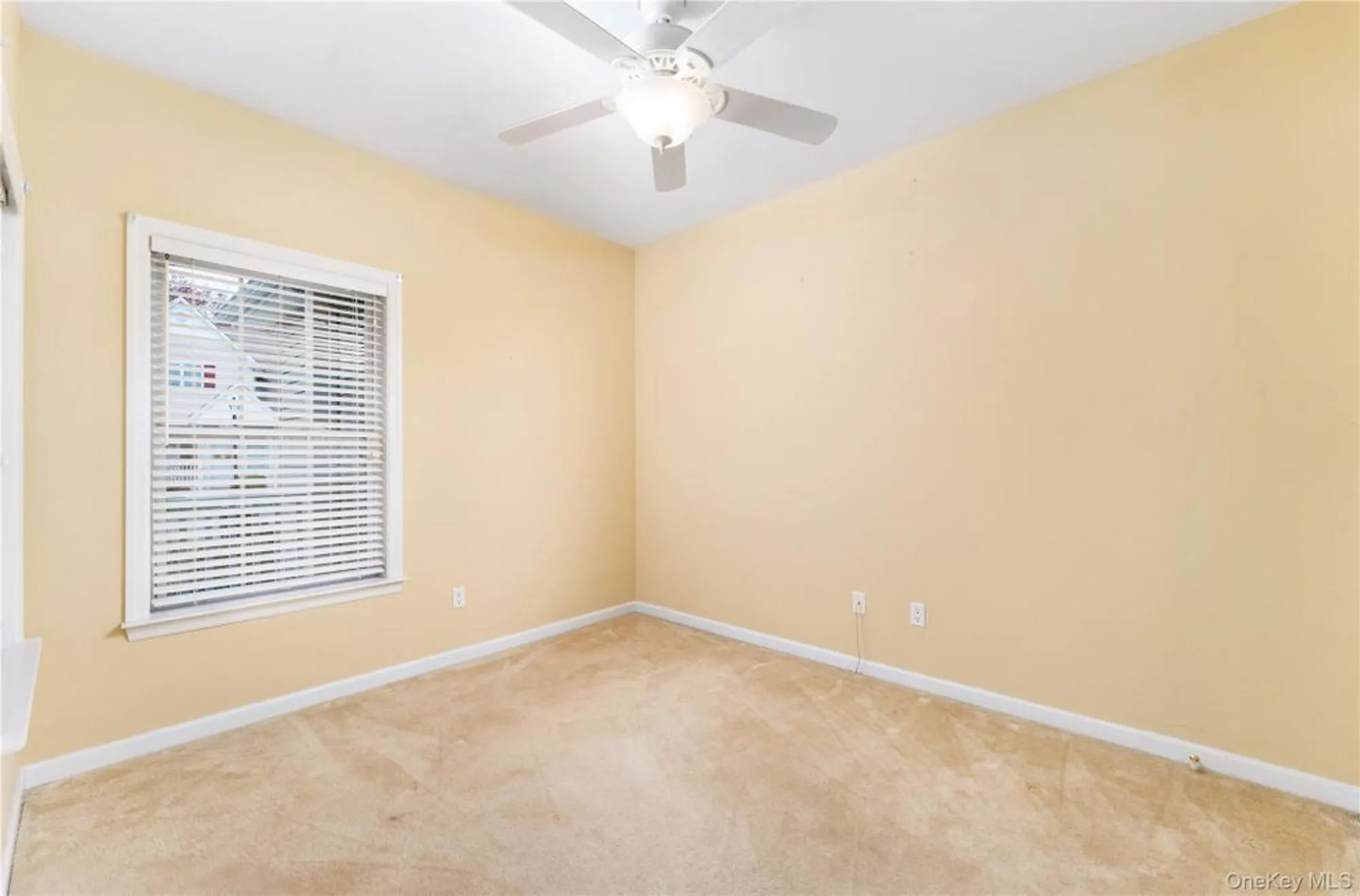 Property Slideshow image 12 of 38 | 230 ira rd # 230, Mount Sinai, NY, 11766