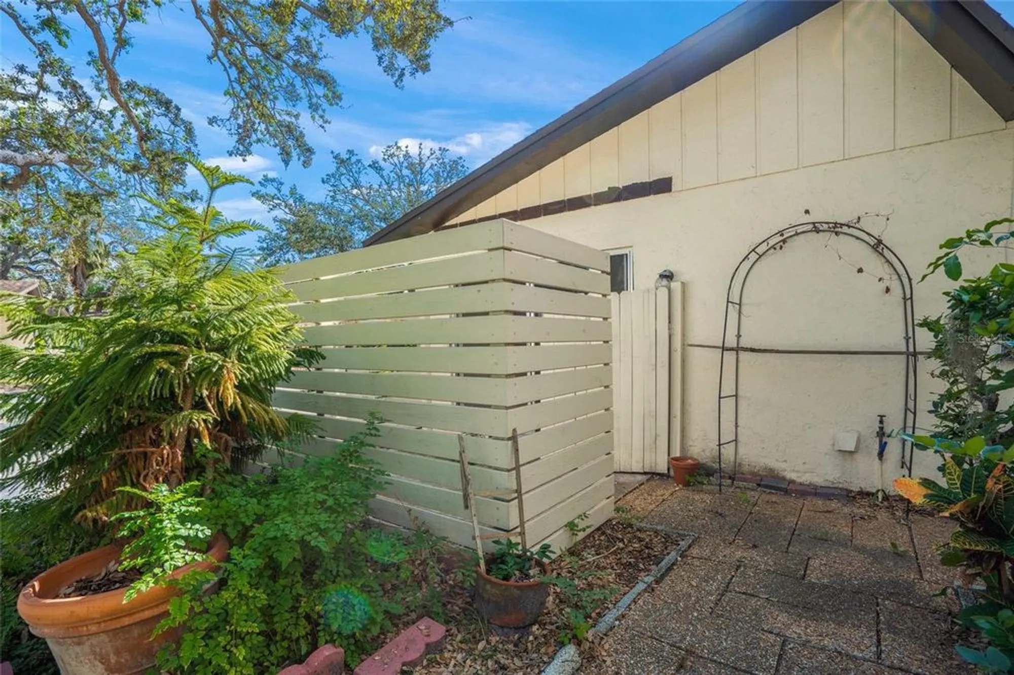Property Slideshow image 21 of 35 | 6906 woodwind dr 12, Sarasota, FL, 34231