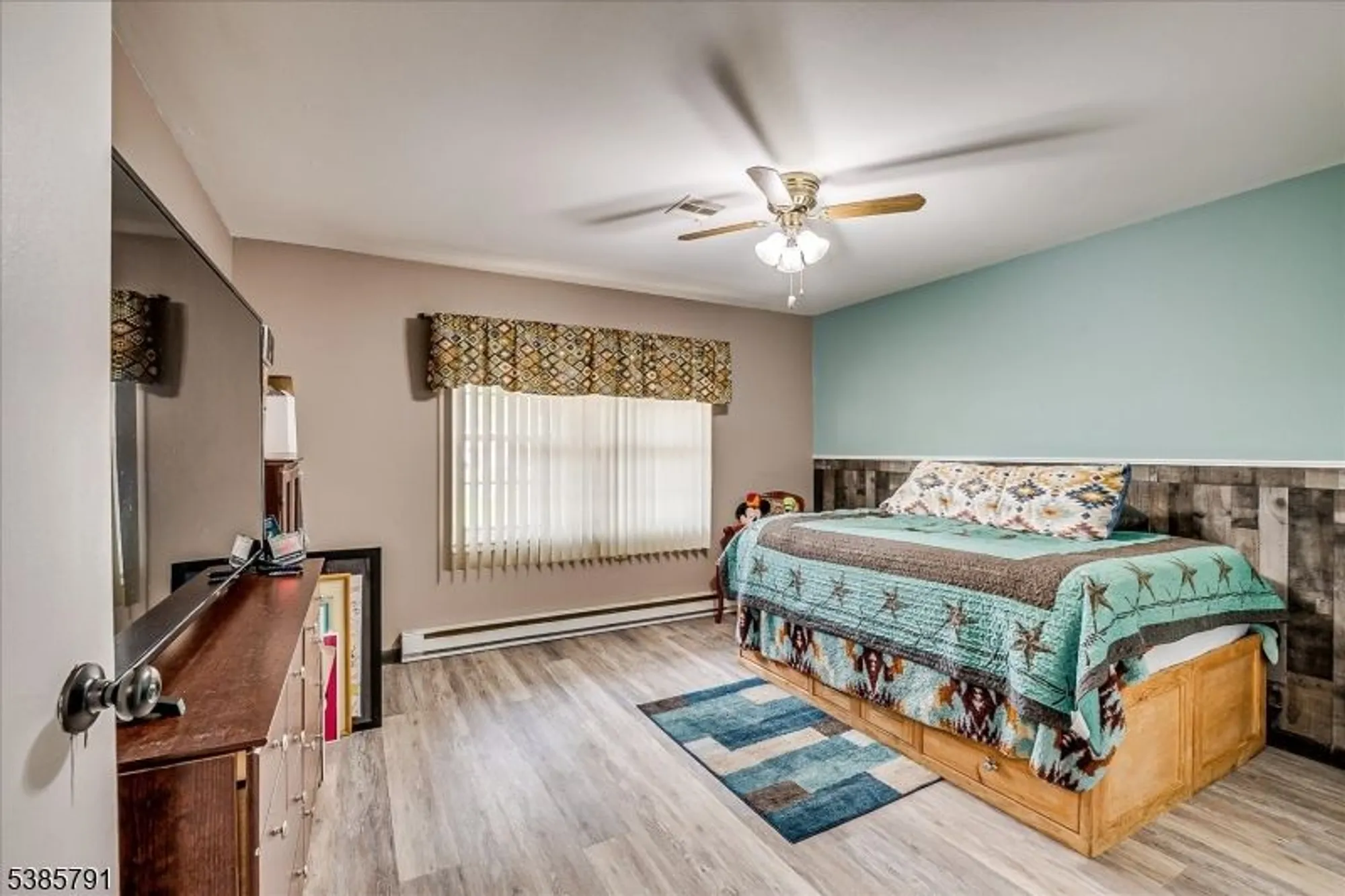 Property Slideshow image 19 of 34 | 1052 shetland dr, Lakewood Twp., NJ, 08701