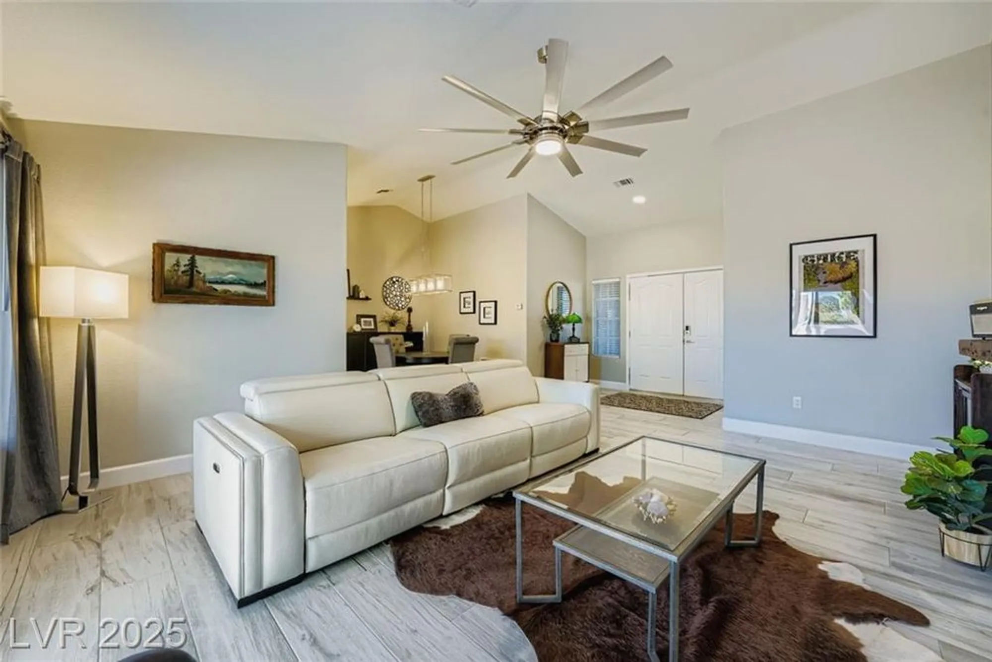 Property Slideshow image 5 of 22 | 2812 lotus hill dr, Las Vegas, NV, 89134