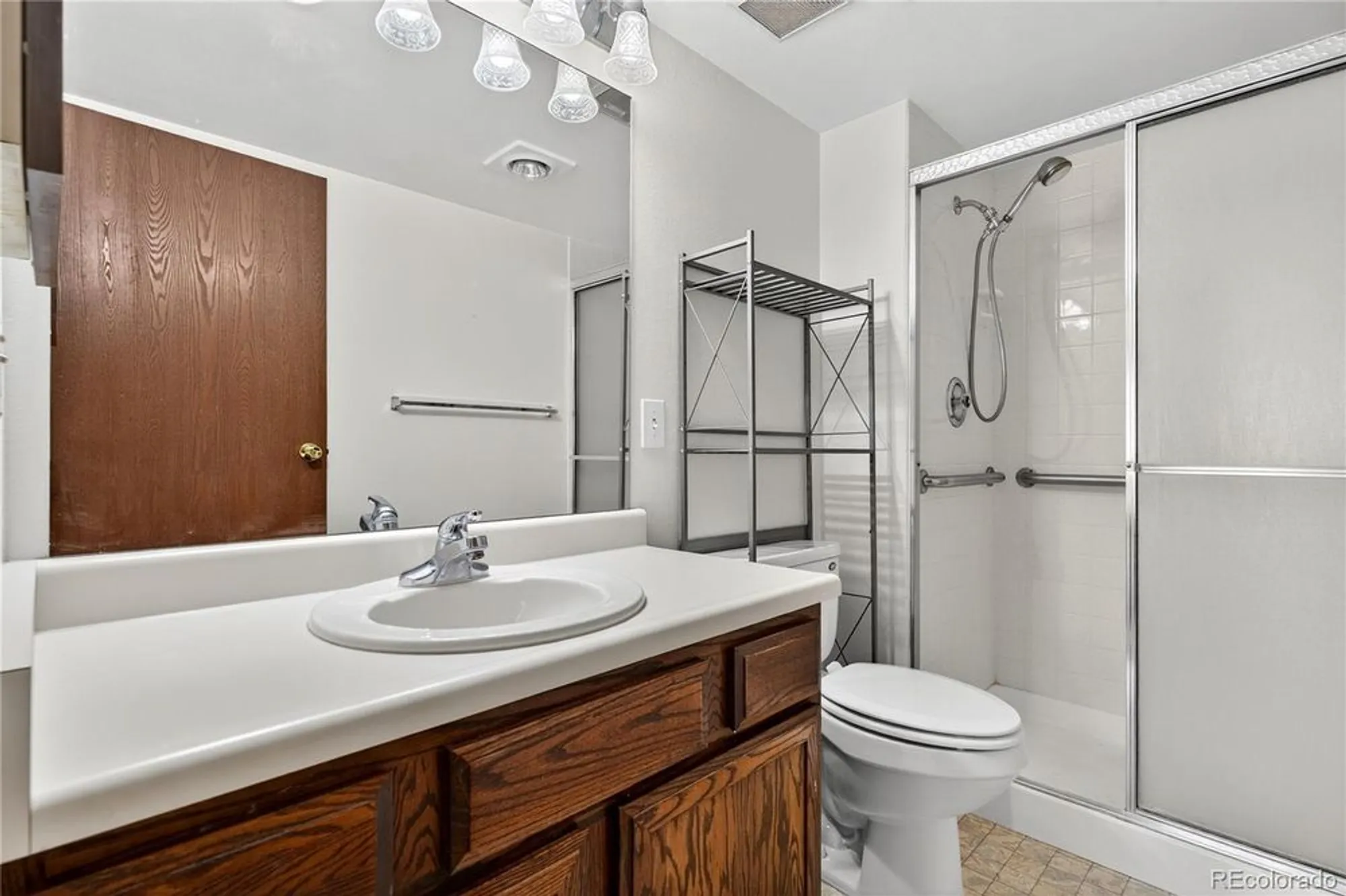 Property Slideshow image 18 of 37 | 13800 e marina dr apt 104, Aurora, CO, 80014