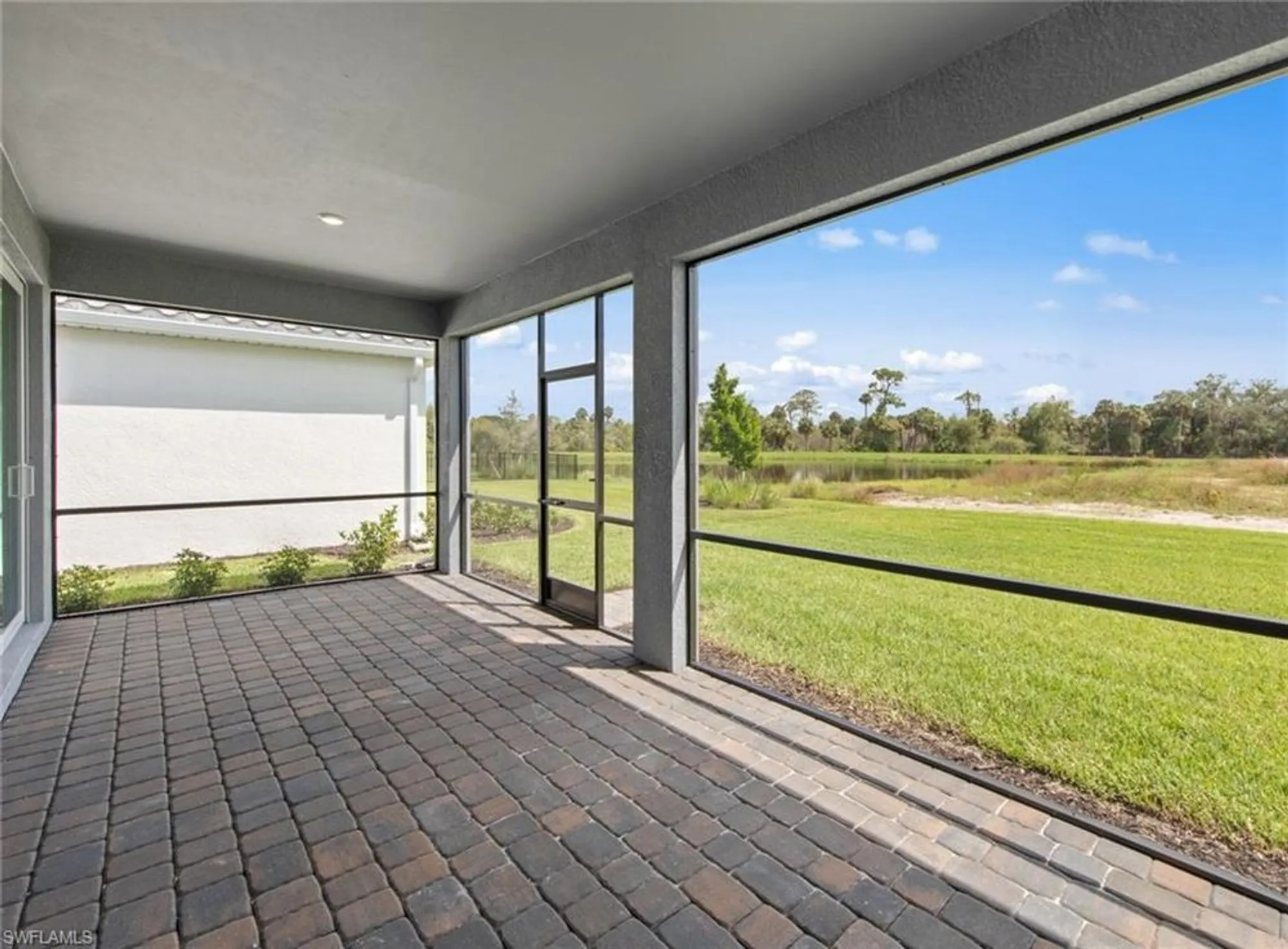 Property Slideshow image 23 of 46 | 17290 willow tree ln, North Fort Myers, FL, 33917