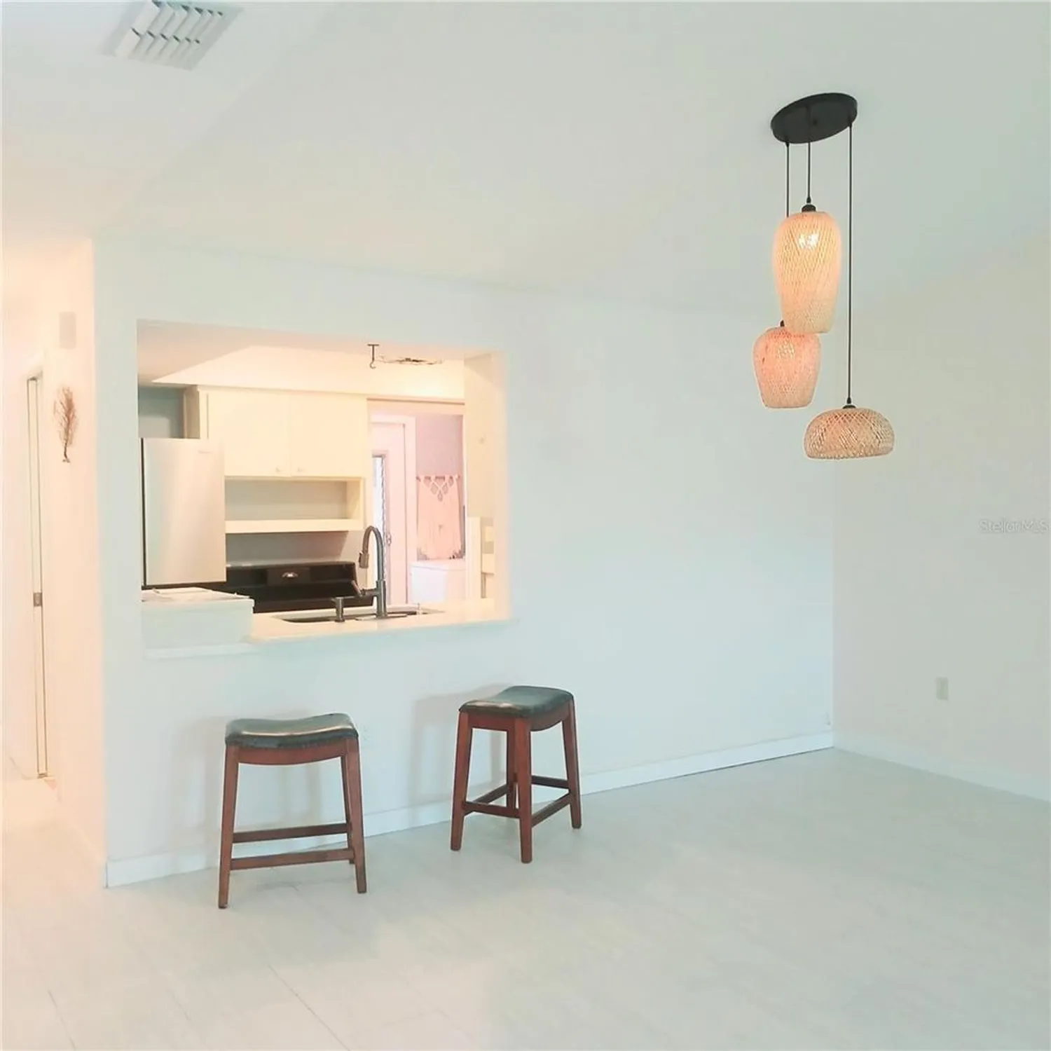 Property Slideshow image 12 of 36 | 7183 wood creek dr 9, Sarasota, FL, 34231