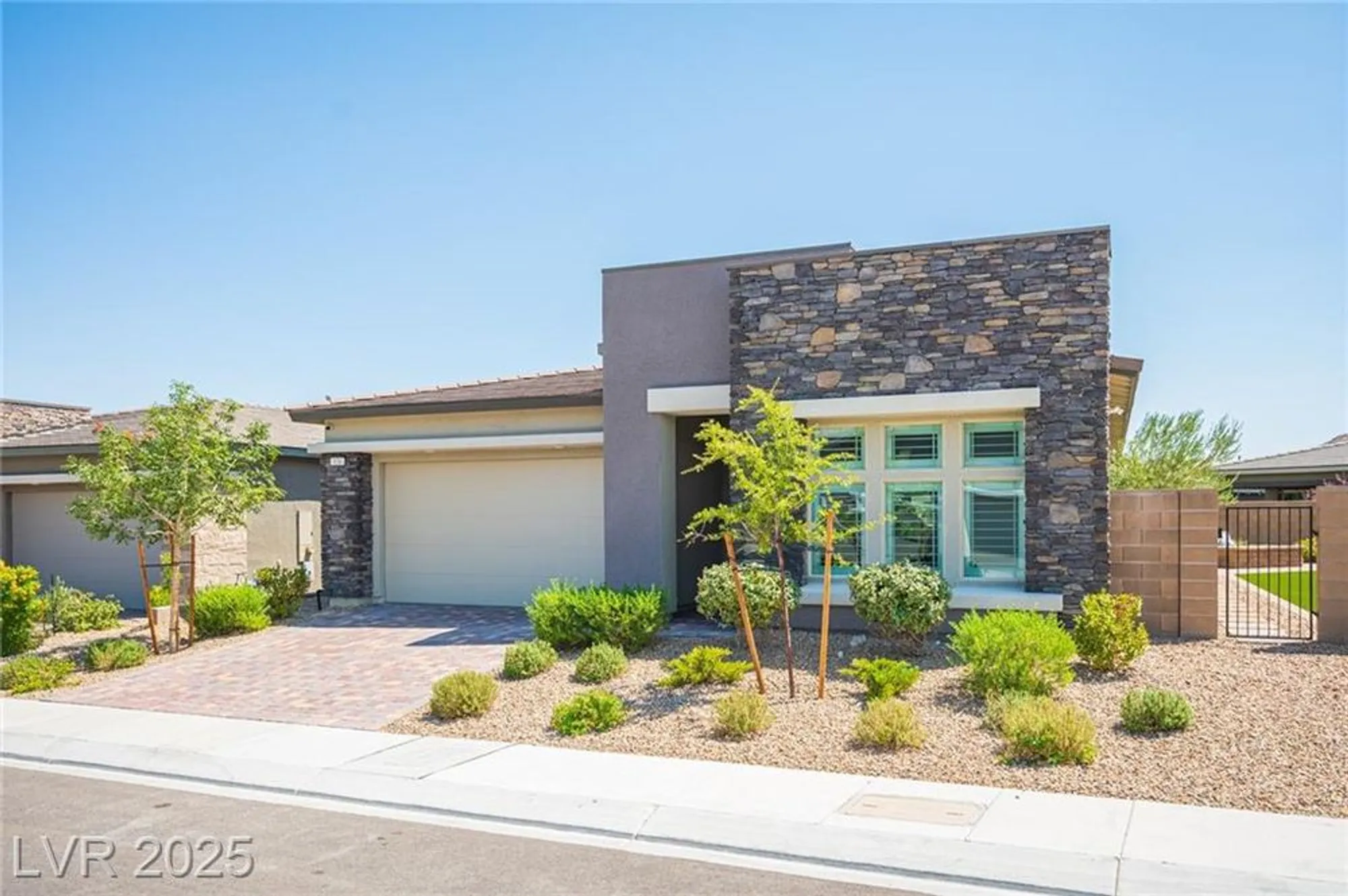 Property Slideshow image 2 of 92 | 936 mayfield manor ln, Las Vegas, NV, 89138