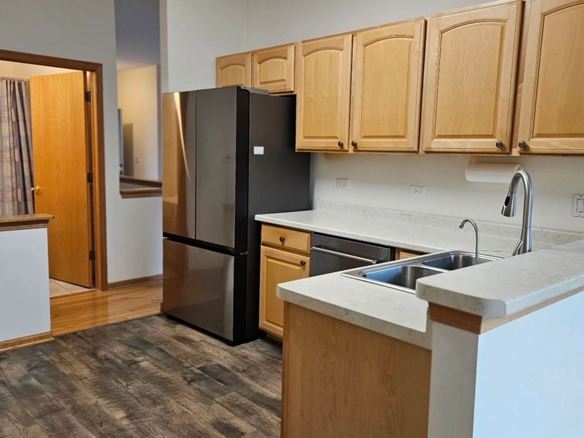 Property Slideshow image 6 of 27 | 21320 w douglas ln, Plainfield, IL, 60544