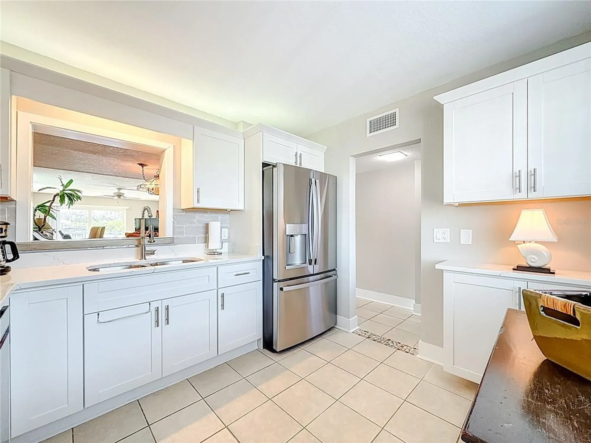 Property Slideshow image 15 of 65 | 7930 sun island dr 111, South Pasadena, FL, 33707