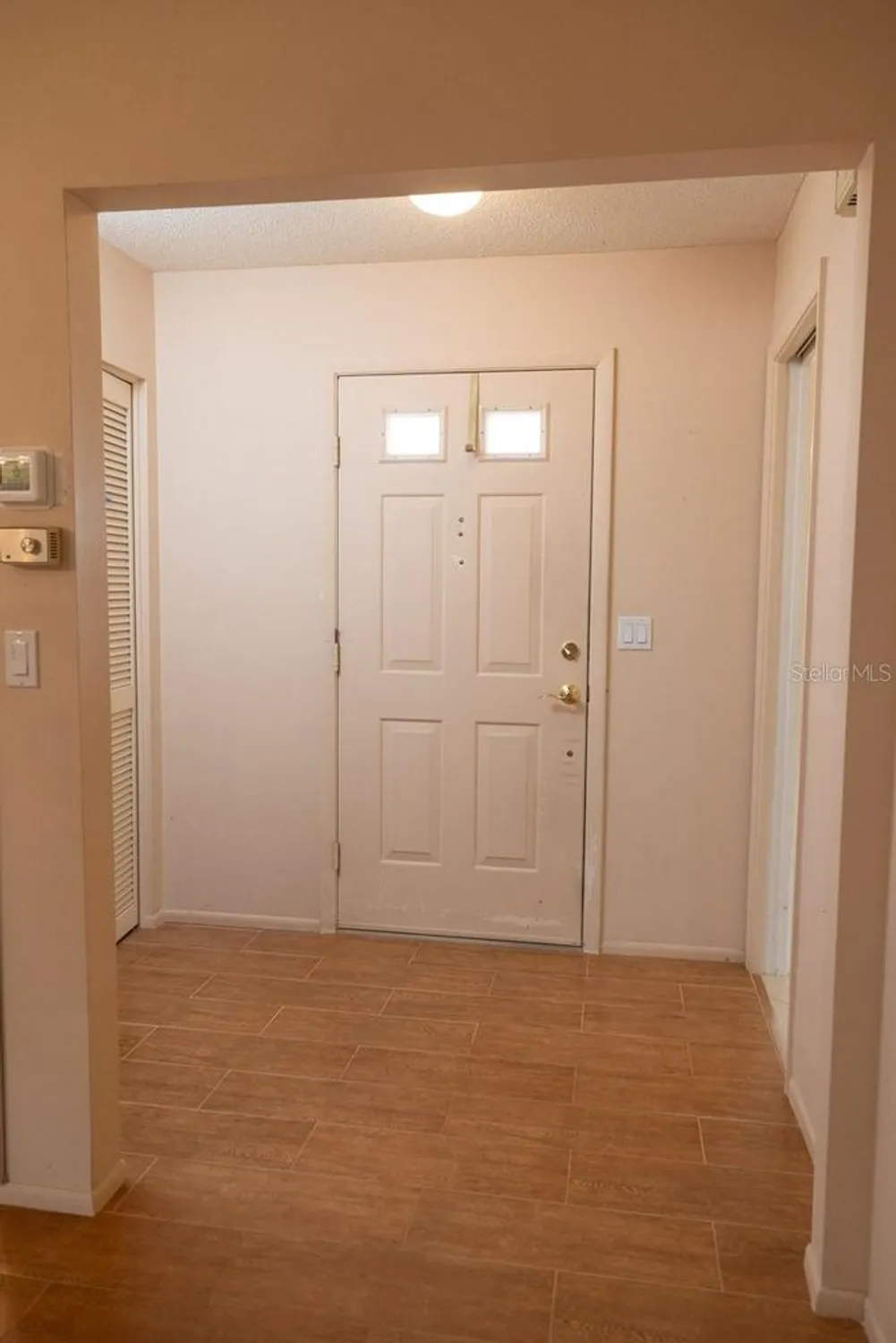 Property Slideshow image 6 of 58 | 4018 oakhurst dr 3181, Sarasota, FL, 34233