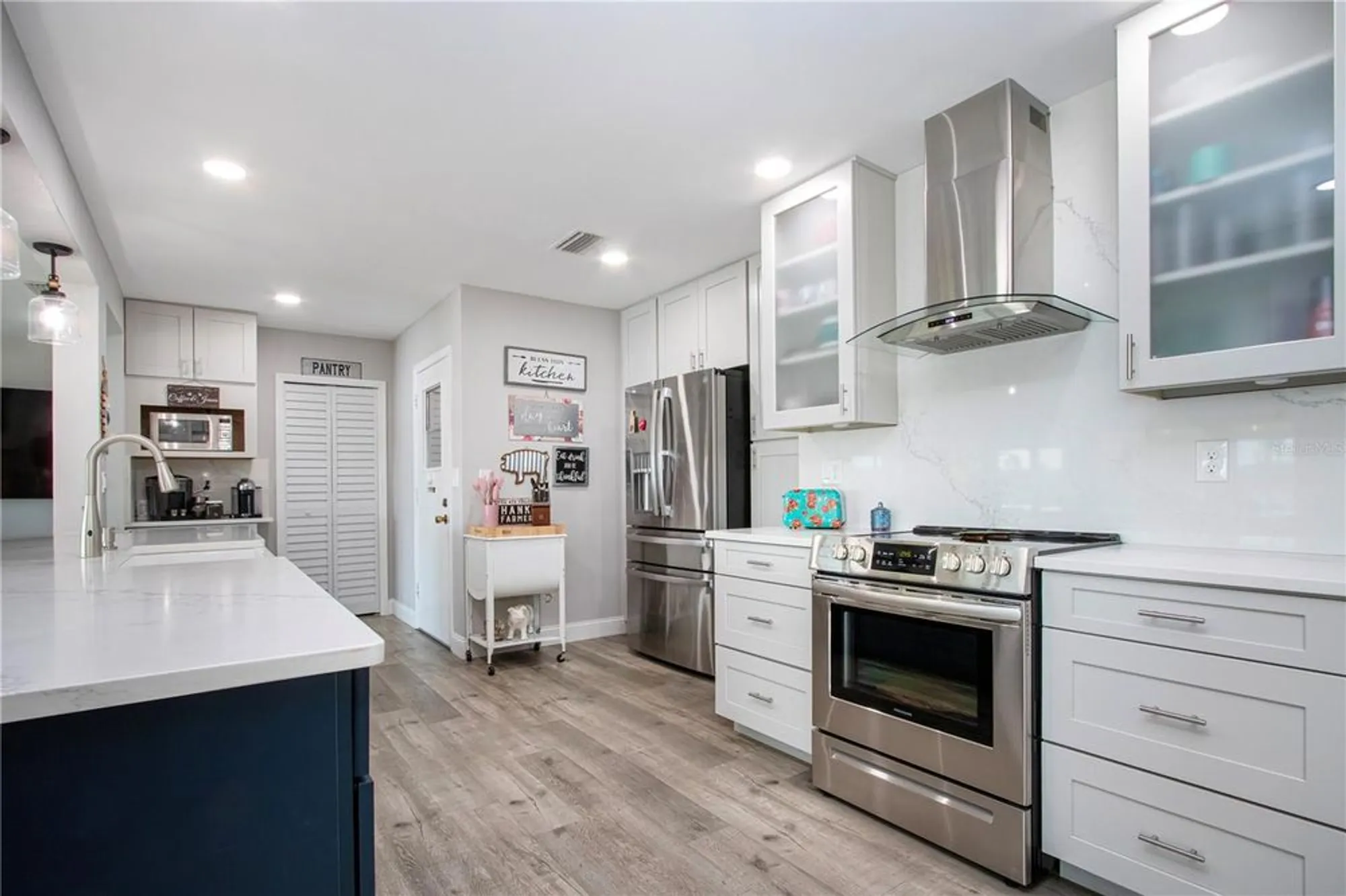 Property Slideshow image 25 of 100 | 1606 bunker hill dr, Sun City Center, FL, 33573