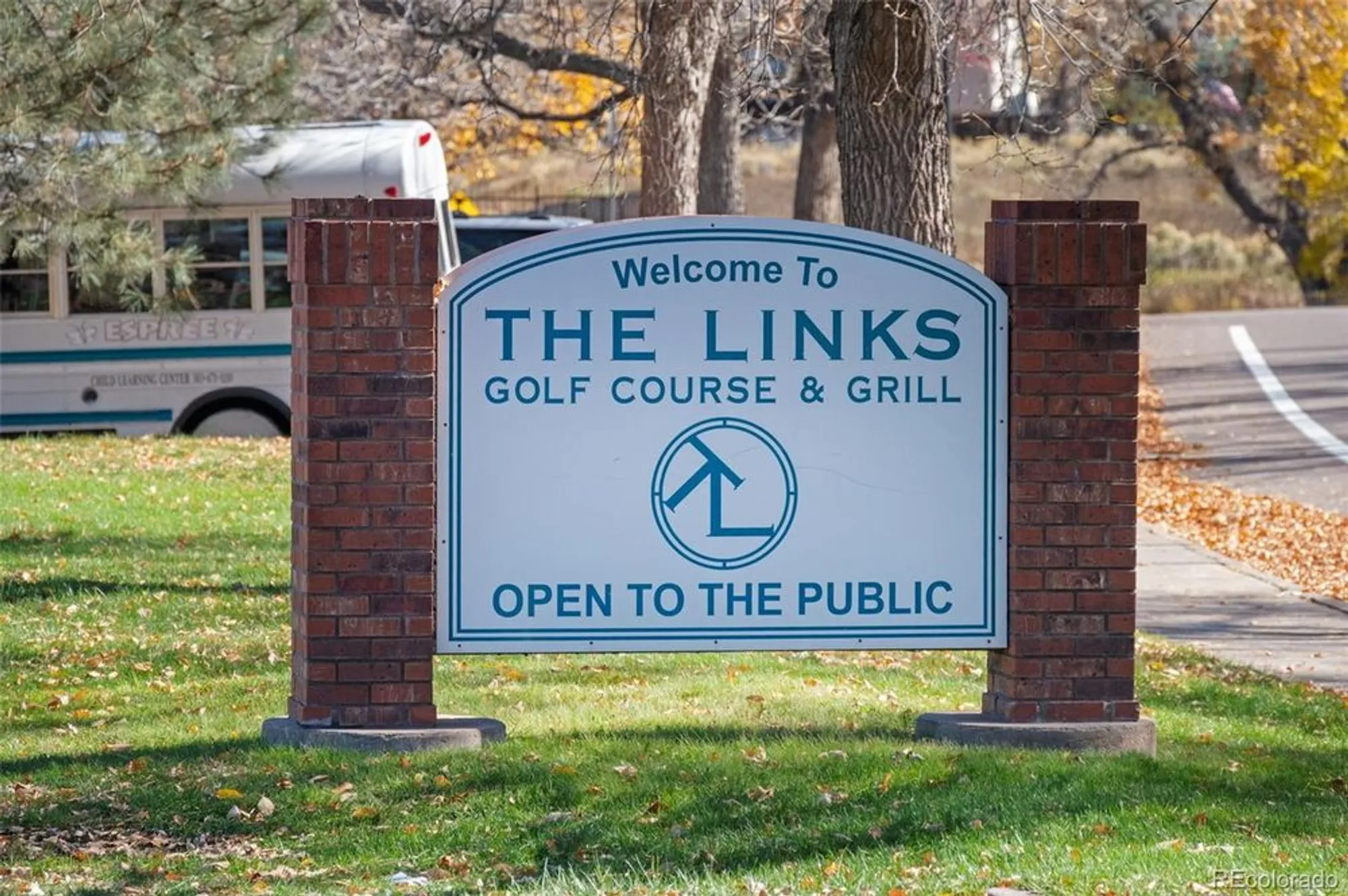 Property Slideshow image 36 of 47 | 4871 greenwich dr, Highlands Ranch, CO, 80130