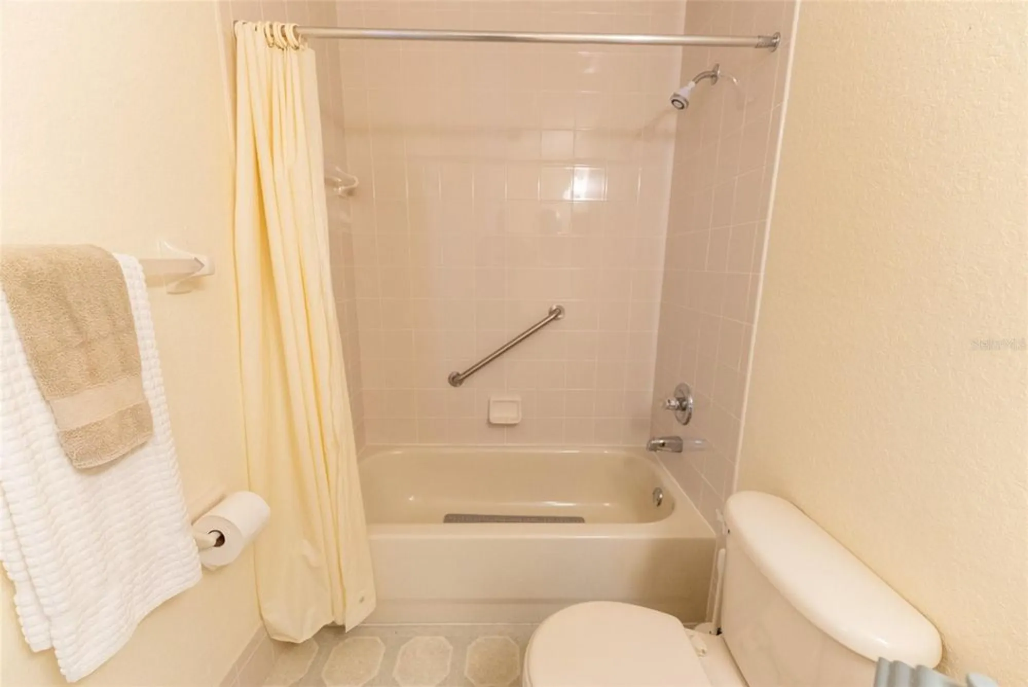 Property Slideshow image 26 of 49 | 8649 se 141st pl, Summerfield, FL, 34491