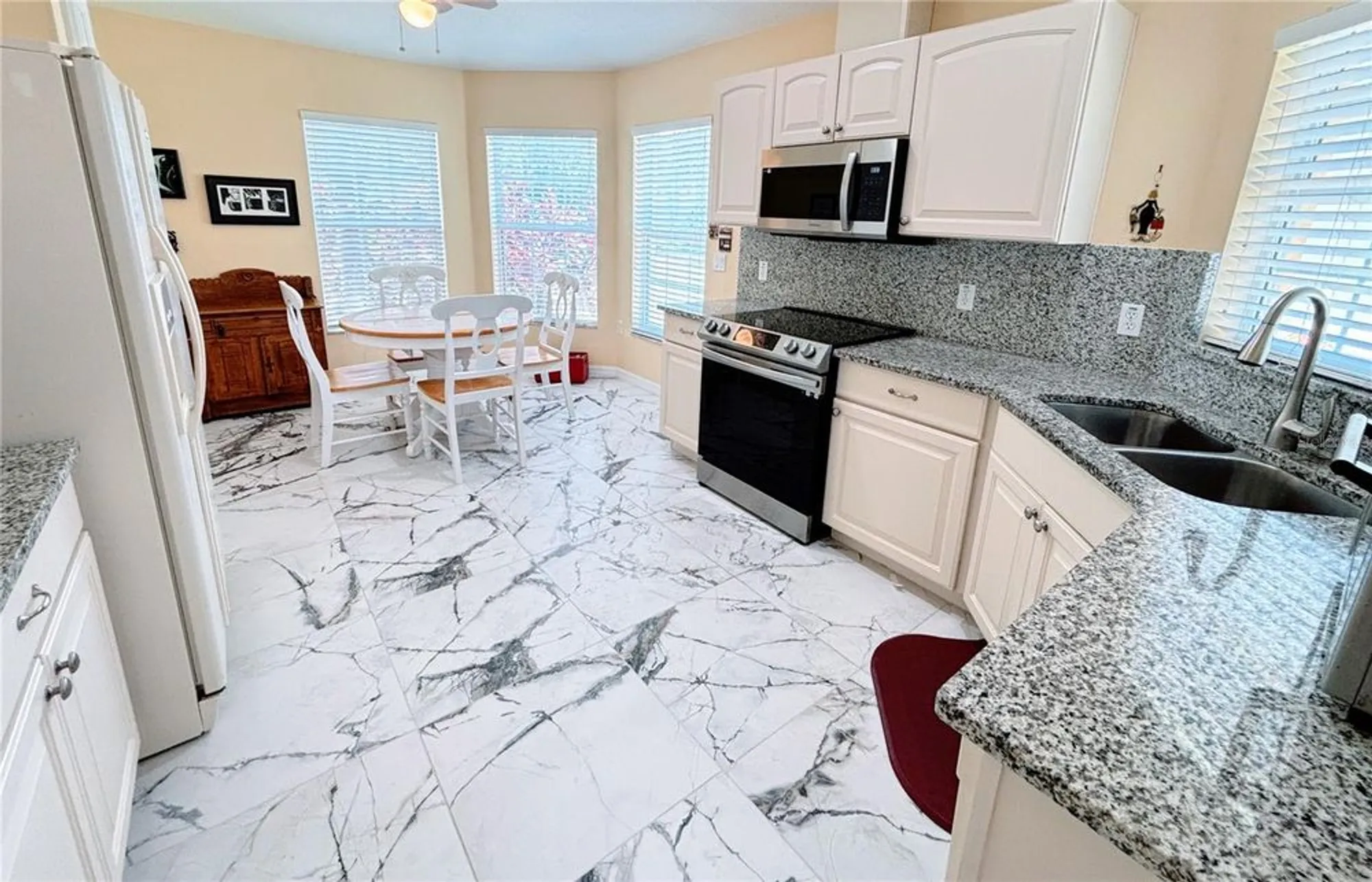 Property Slideshow image 12 of 65 | 432 grand canal dr, Poinciana, FL, 34759
