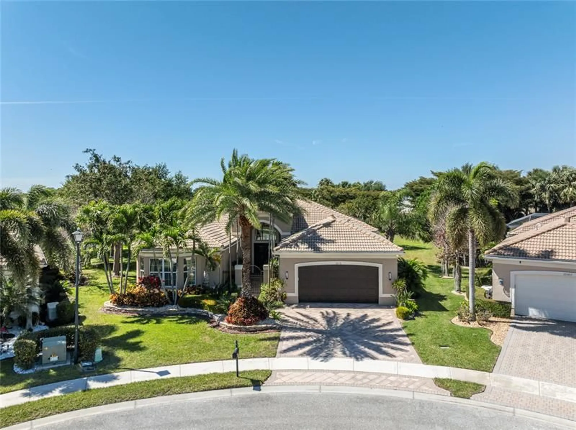 Property Slideshow image 2 of 40 | 10576 whitewind cir, Boynton Beach, FL, 33473
