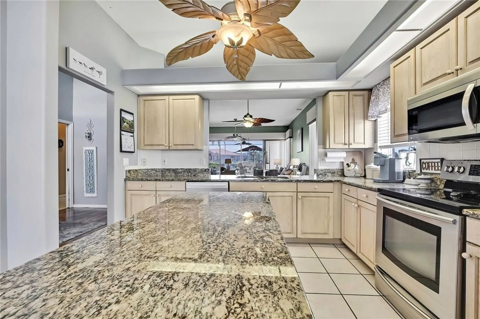 Property Slideshow image 22 of 58 | 8472 maybelle dr, Weeki Wachee, FL, 34613