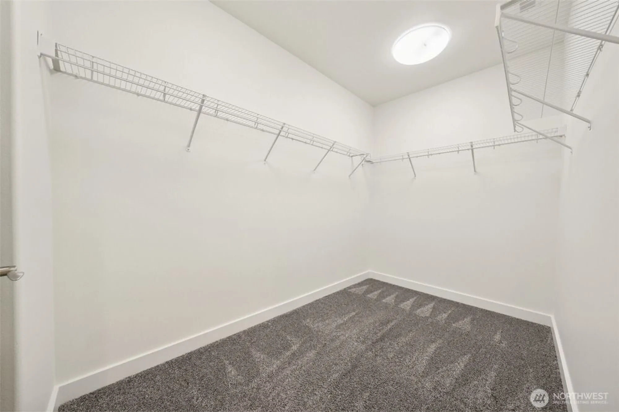 Property Slideshow image 27 of 35 | 14714 knoll park ct, Bonney Lake, WA, 98391