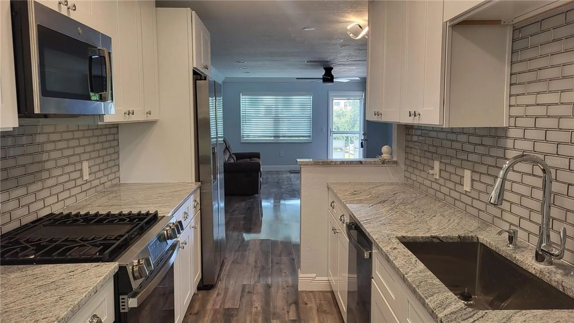 Property Slideshow image 4 of 18 | 5725 80th st n unit 314, St Petersburg, FL, 33709