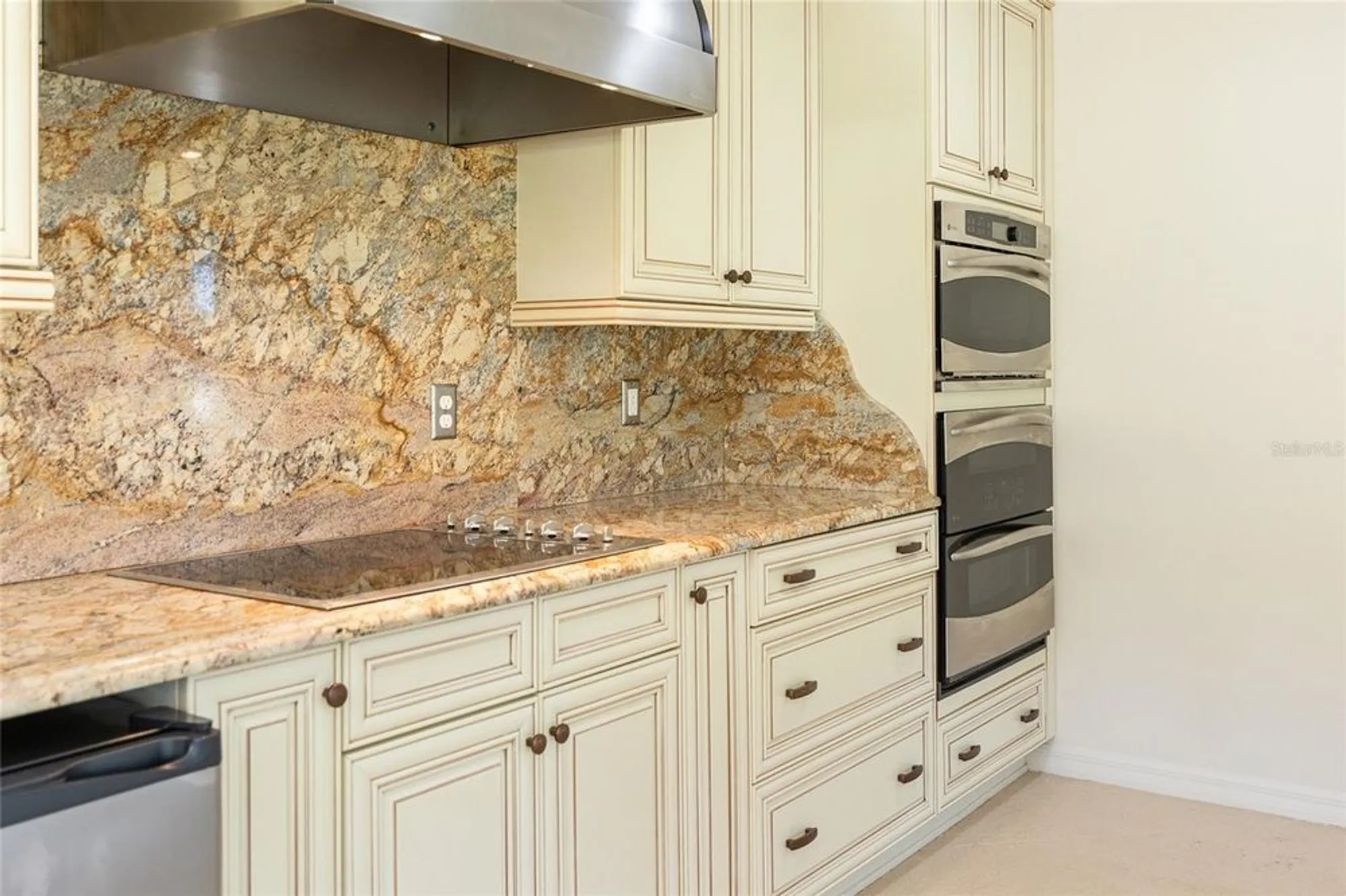 Property Slideshow image 38 of 75 | 17487 se 84th foxgrove ave, The Villages, FL, 32162