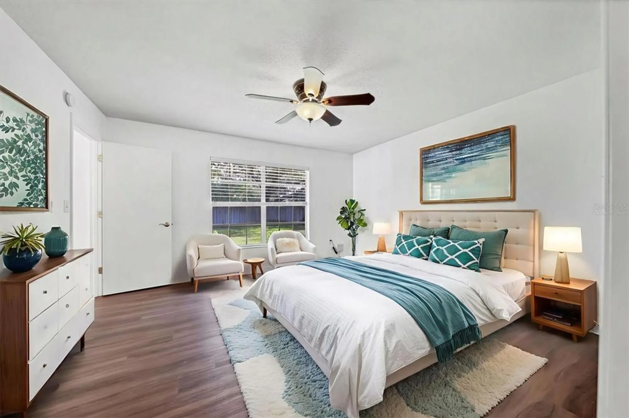 Property Slideshow image 21 of 44 | 4247 oakhurst cir 3033, Sarasota, FL, 34233