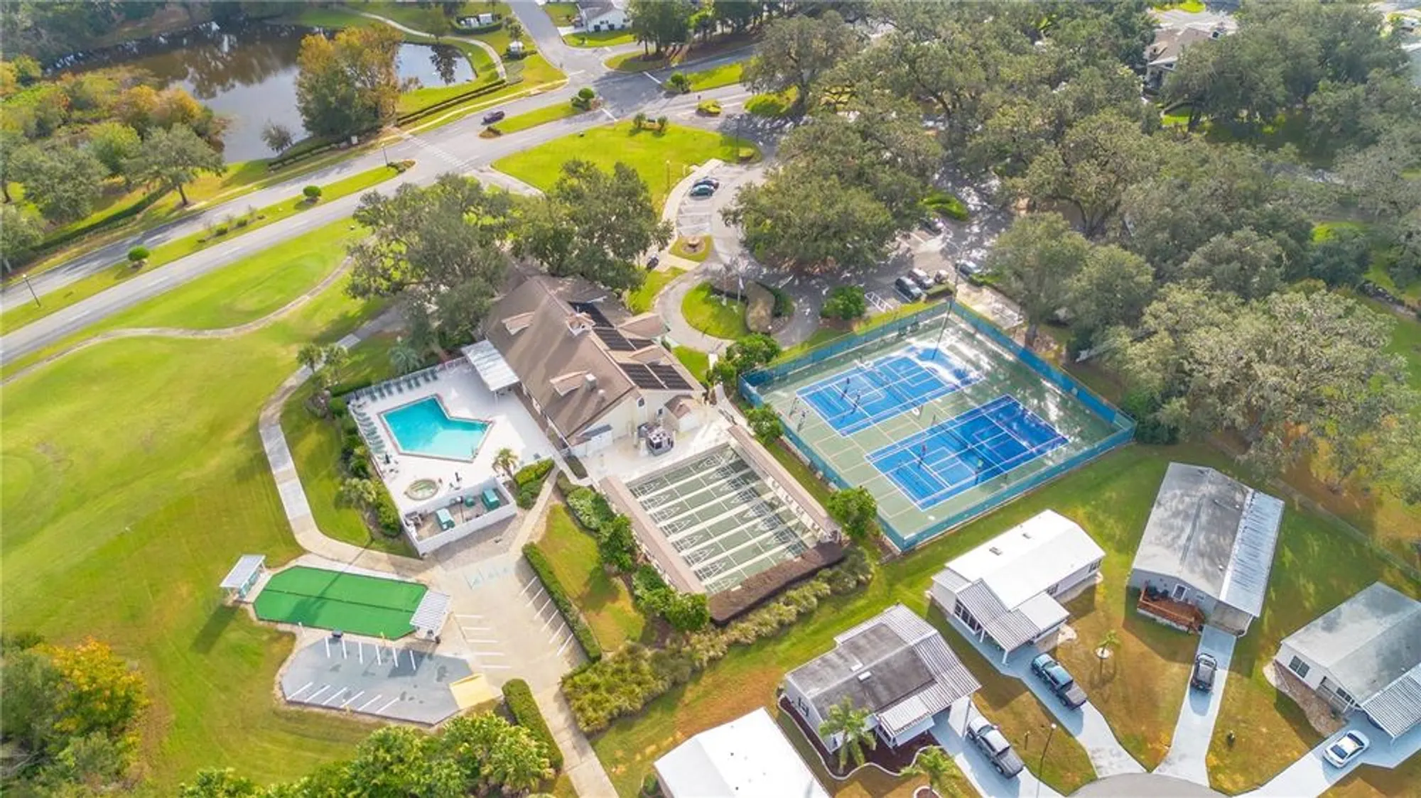 Property Slideshow image 25 of 32 | 738 cottage park ln, Leesburg, FL, 34748