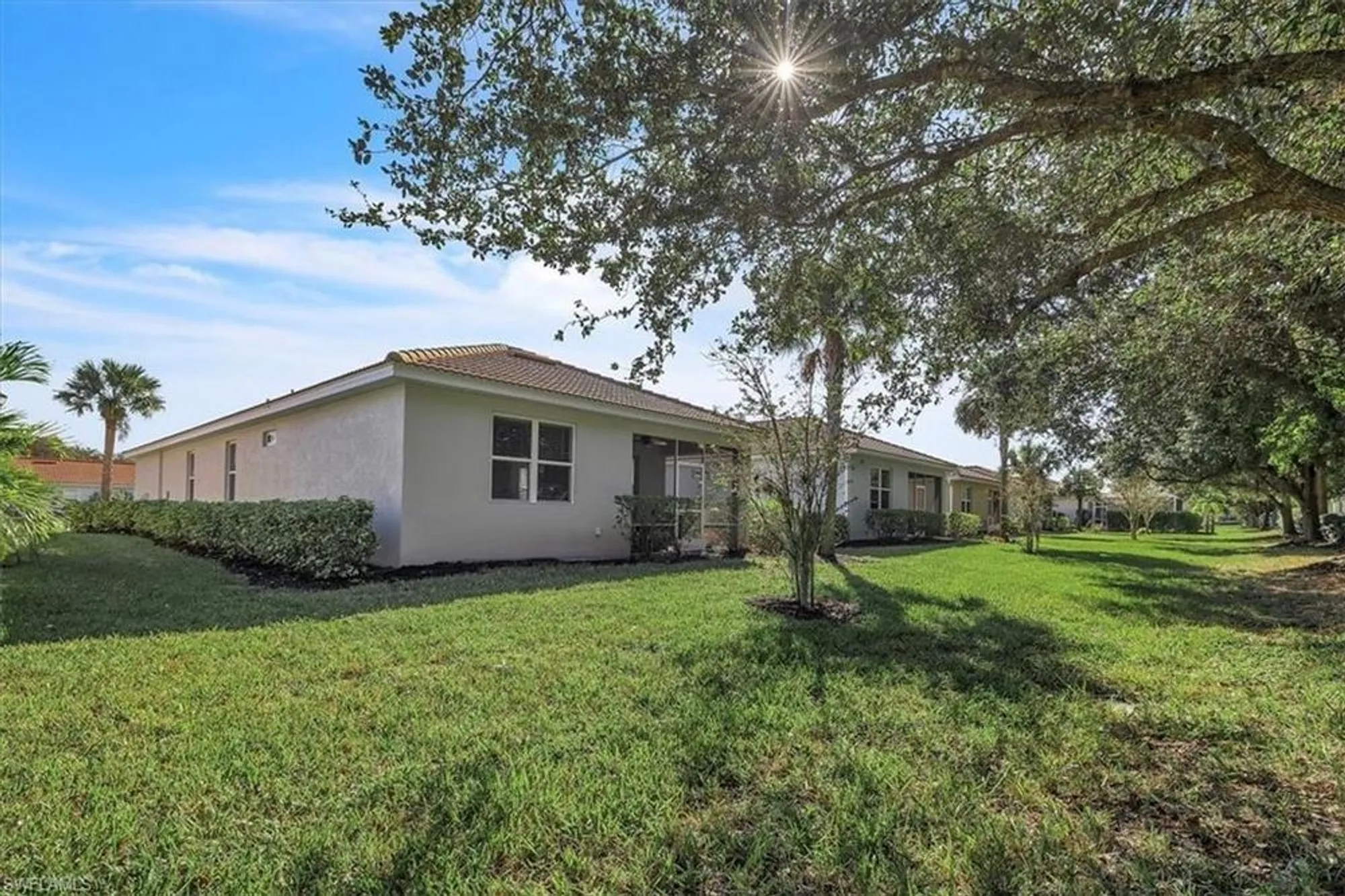 Property Slideshow image 30 of 49 | 2155 summersweet dr, Alva, FL, 33920