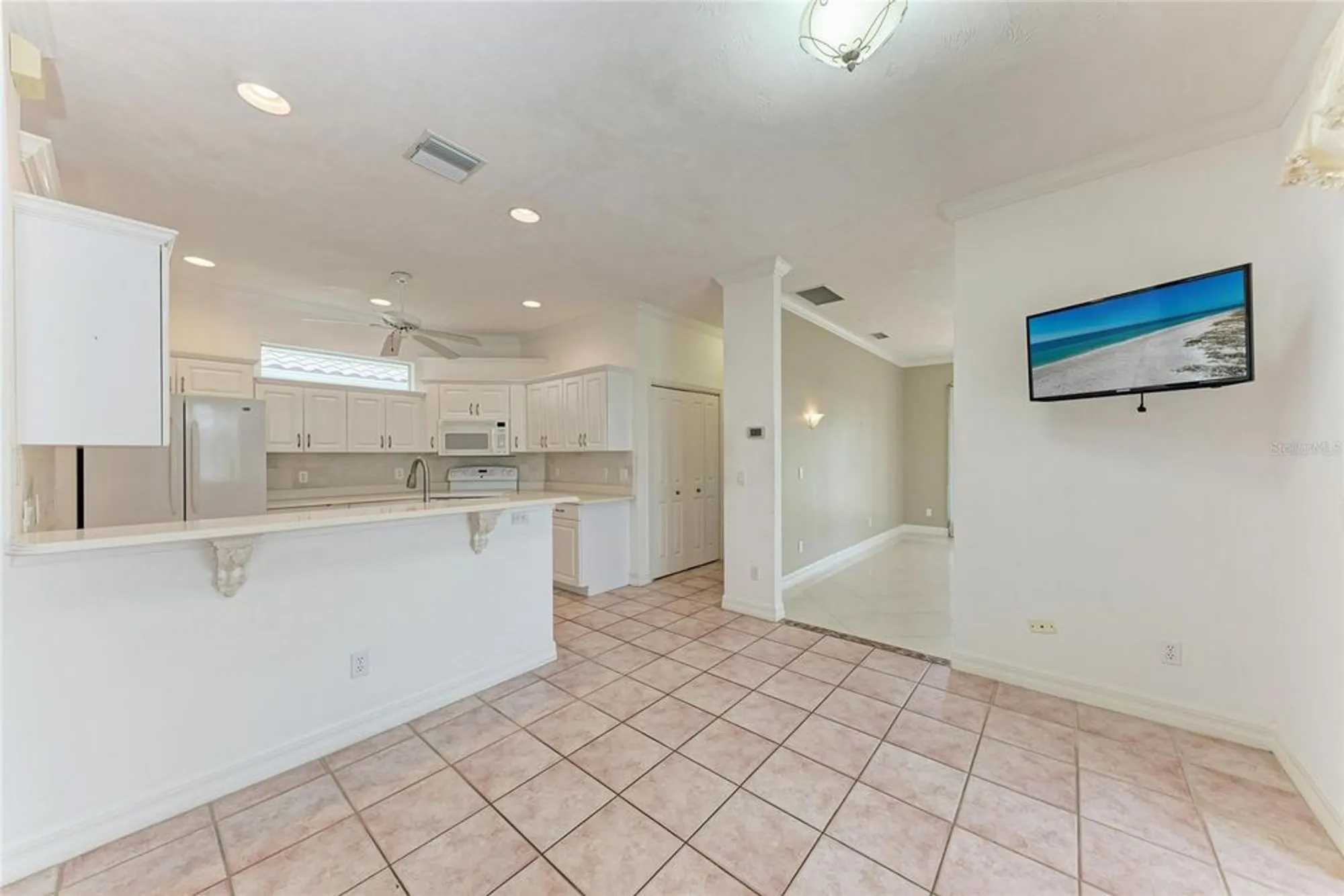 Property Slideshow image 9 of 53 | 585 khyber ln, Venice, FL, 34293
