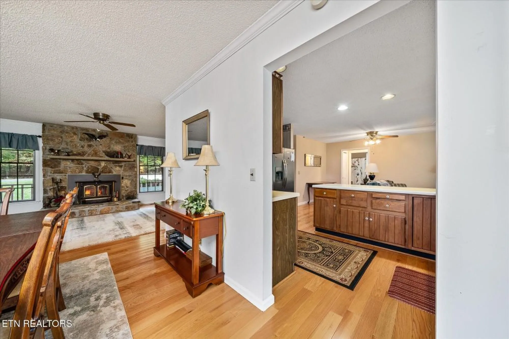 Property Slideshow image 10 of 44 | 34 beachwood ln, Crossville, TN, 38558