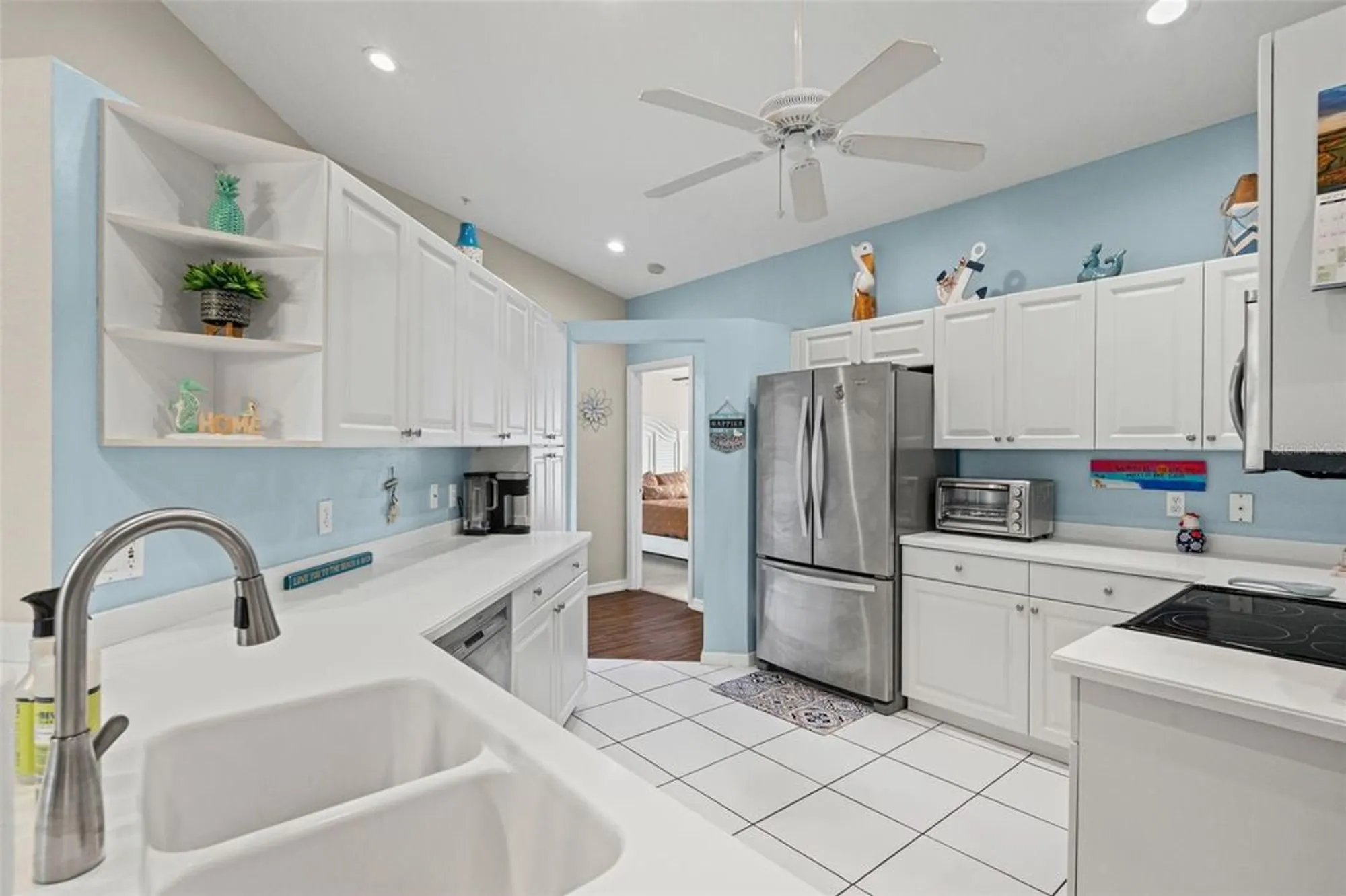 Property Slideshow image 15 of 75 | 6736 fairview ter # 6736, Bradenton, FL, 34203