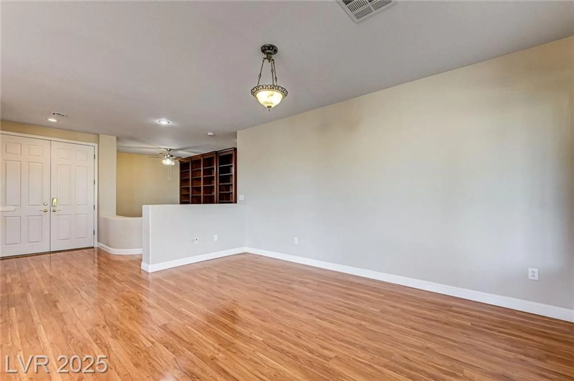 Property Slideshow image 9 of 65 | 10532 riva grande ct, Las Vegas, NV, 89135