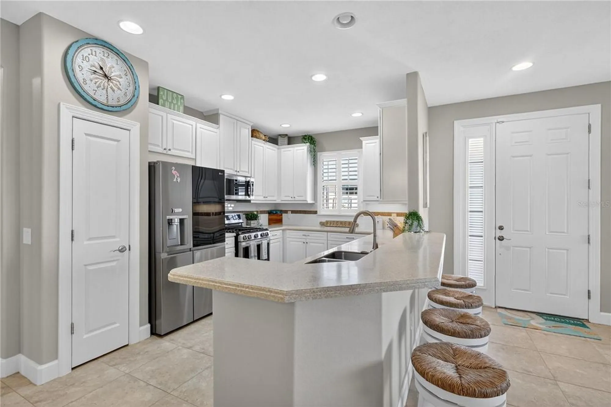 Property Slideshow image 17 of 58 | 4828 heinman cv, Palmetto, FL, 34221