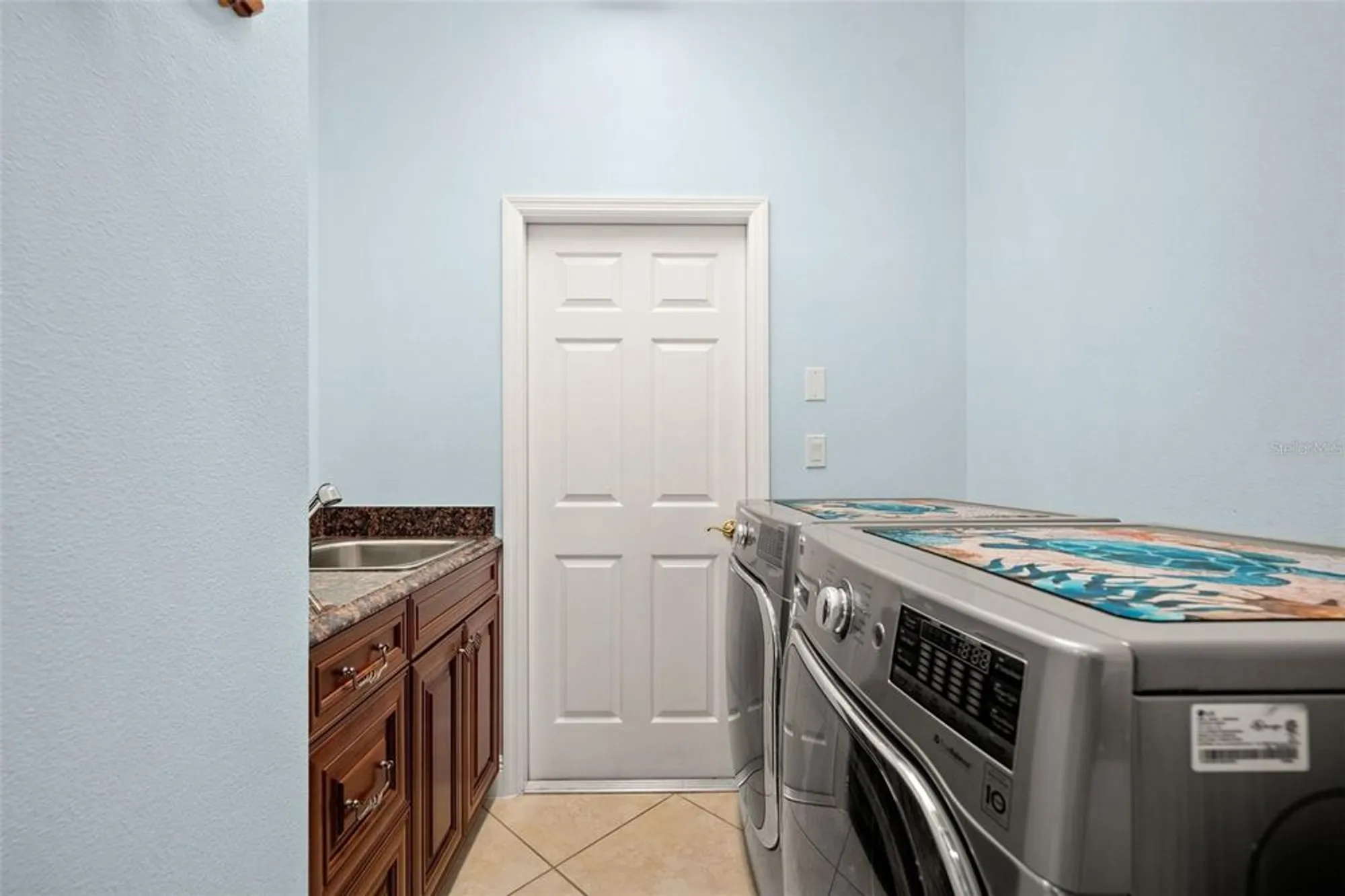 Property Slideshow image 14 of 52 | 6882 tailfeather way, Bradenton, FL, 34203