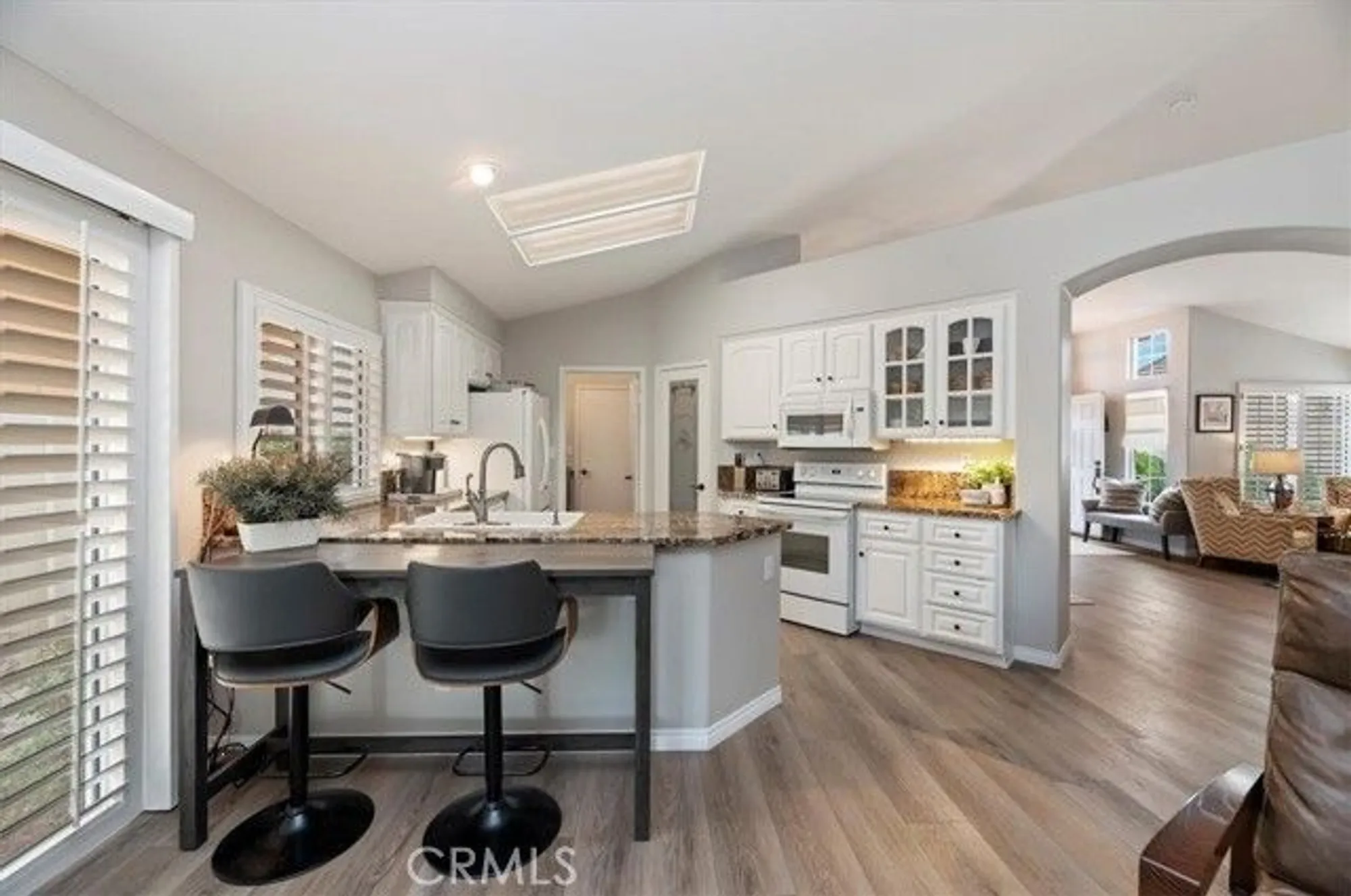 Property Slideshow image 17 of 59 | 23975 via pamilla, Murrieta, CA, 92562