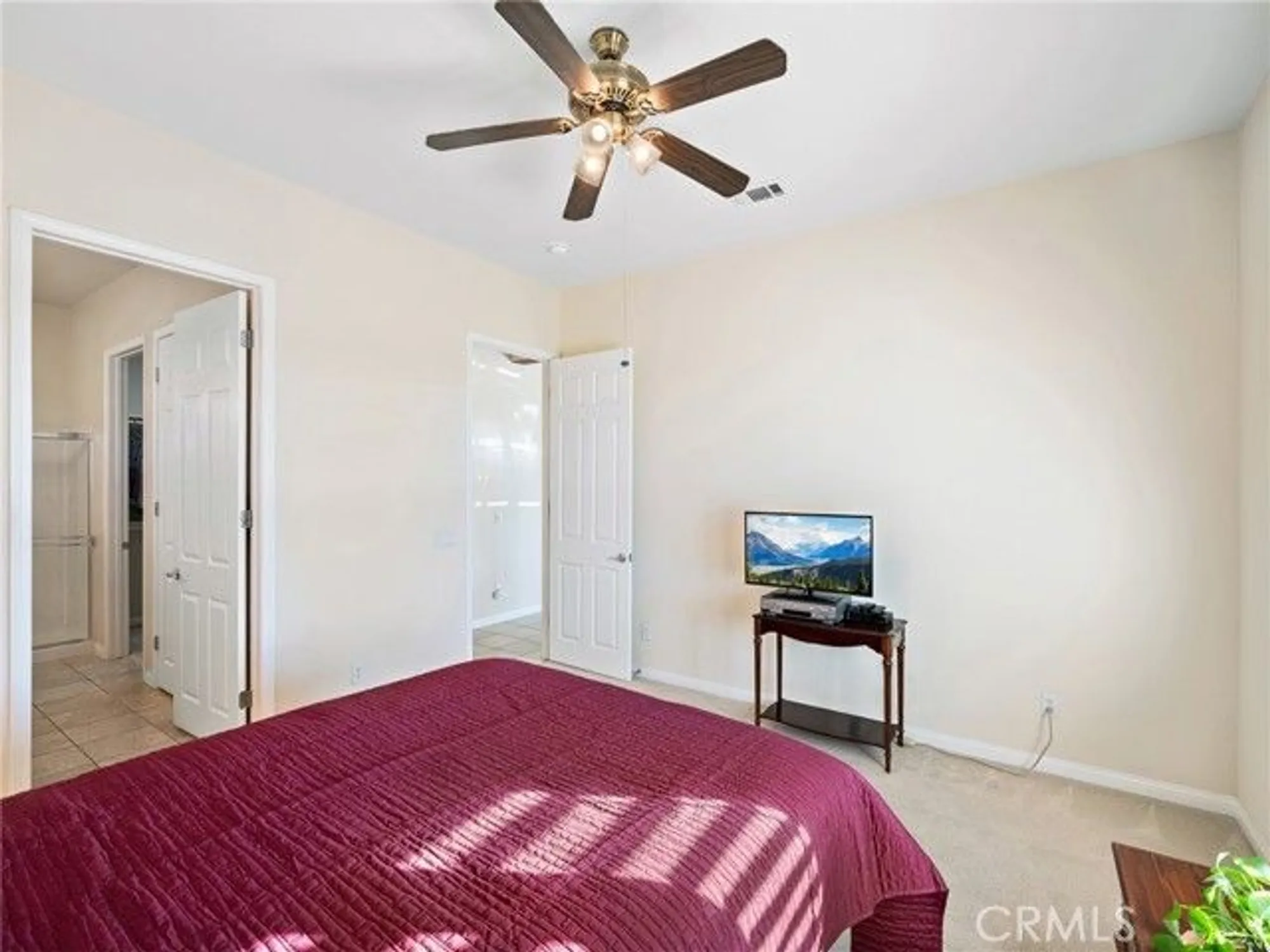 Property Slideshow image 20 of 52 | 10446 bridge haven rd, Apple Valley, CA, 92308