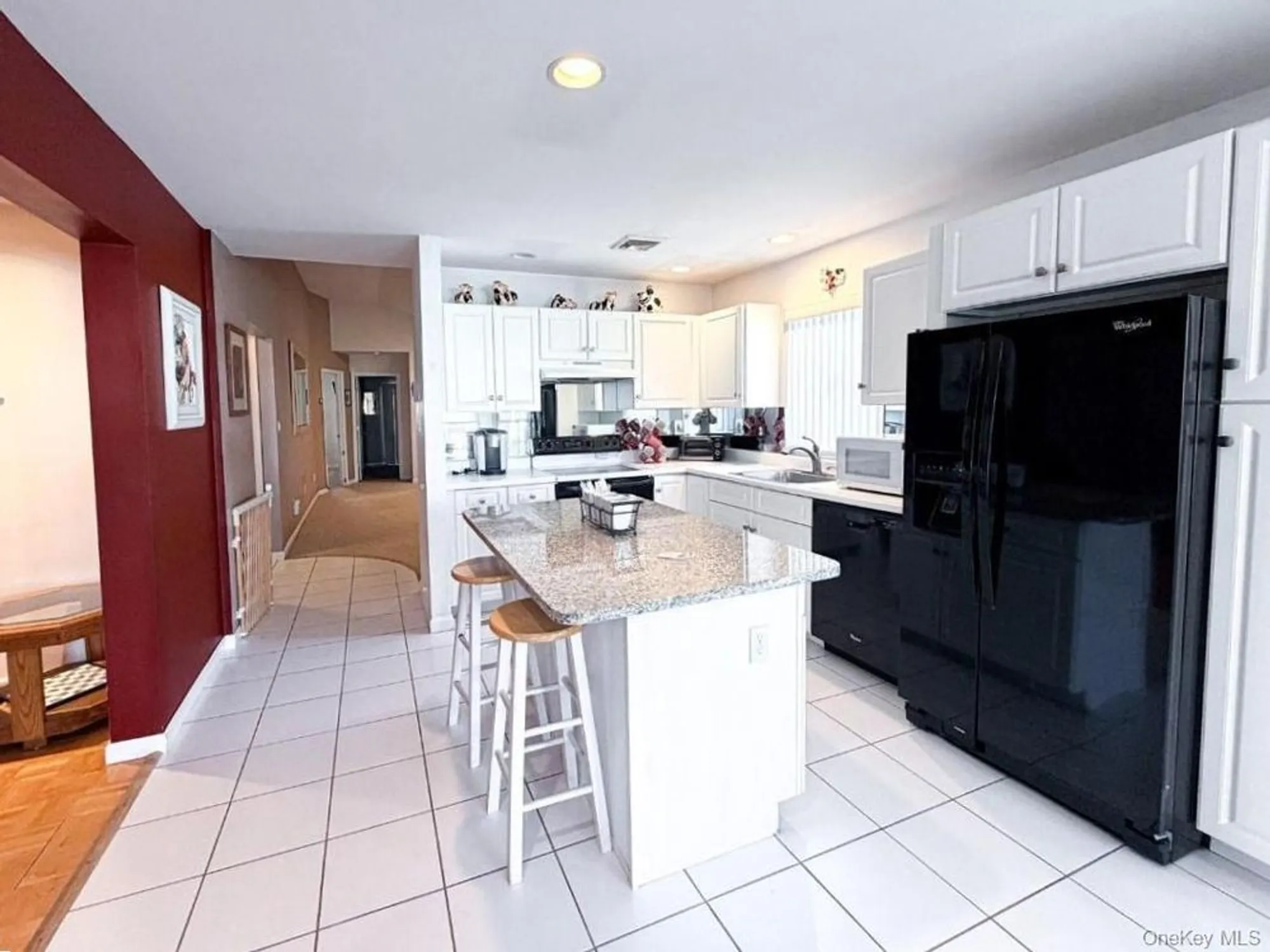 Property Slideshow image 9 of 25 | 1 willow ct, Manorville, NY, 11949