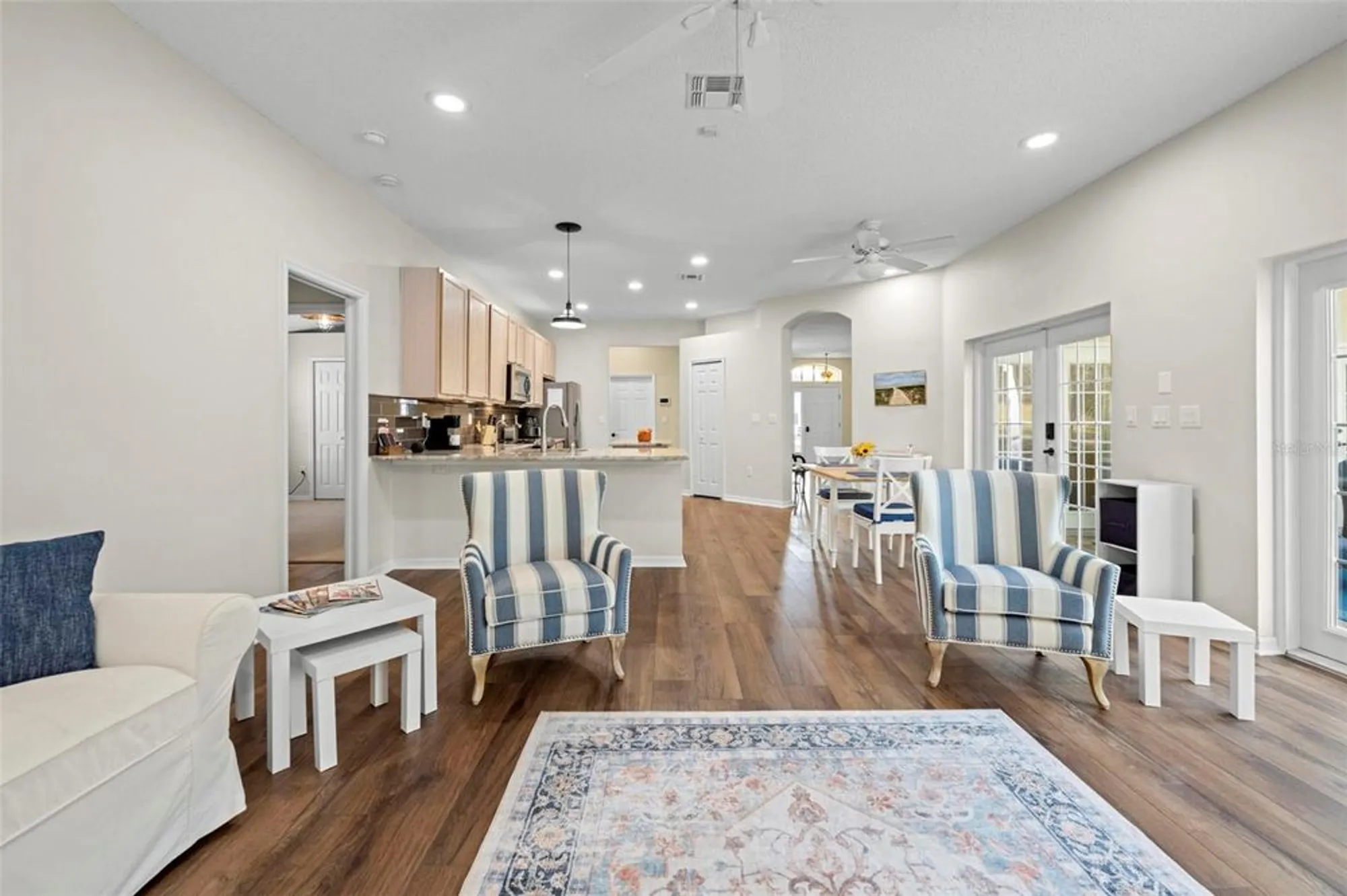 Property Slideshow image 25 of 54 | 332 mcintosh ct, Spring Hill, FL, 34609