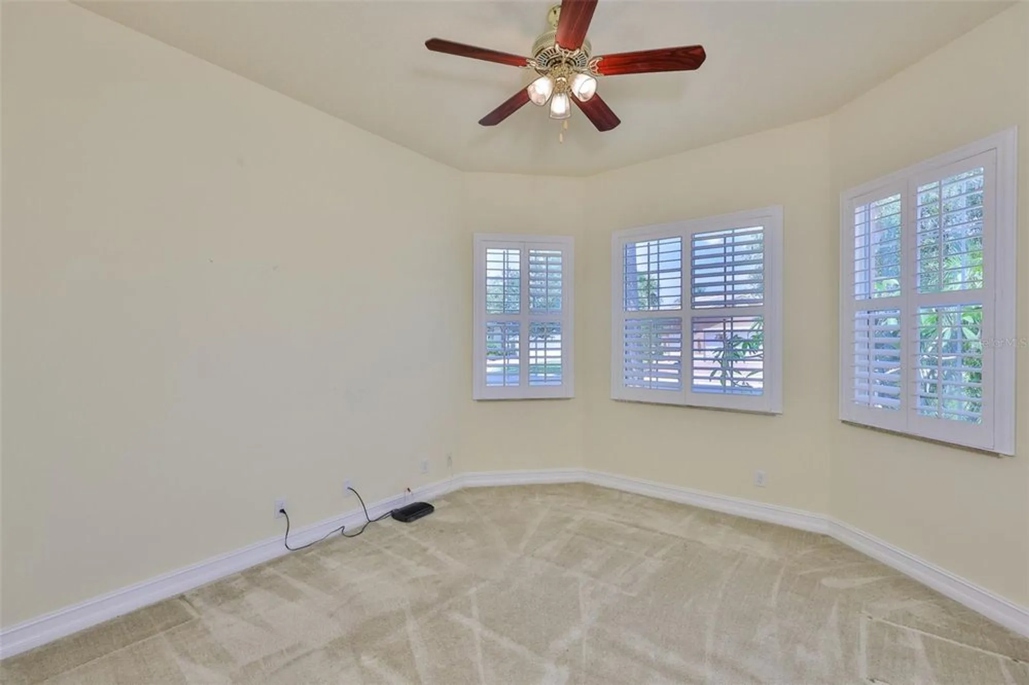 Property Slideshow image 35 of 75 | 16227 cape coral dr, Wimauma, FL, 33598