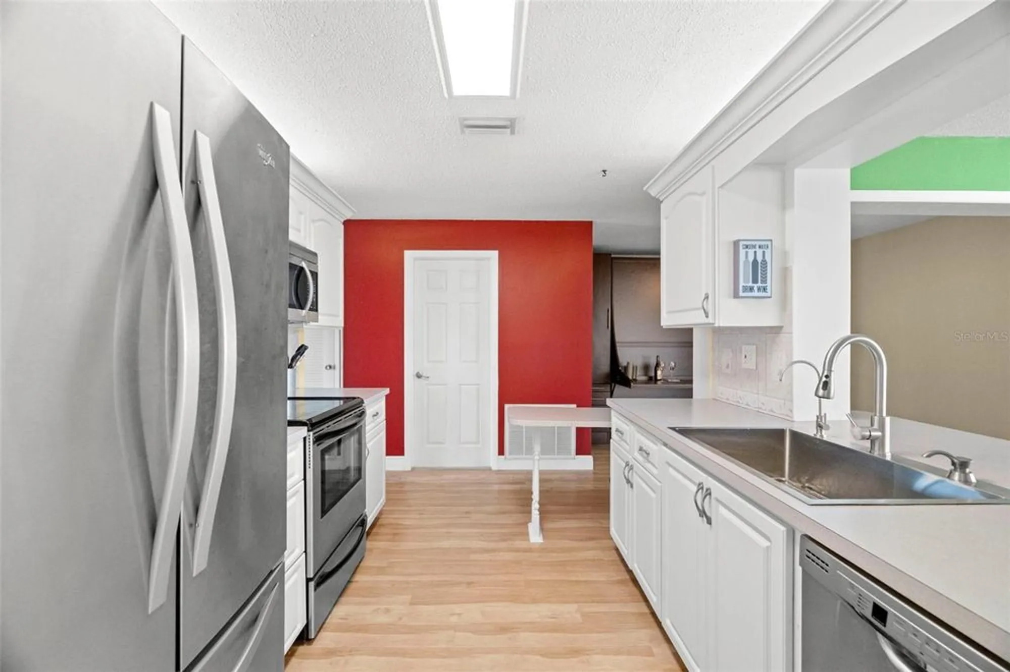 Property Slideshow image 11 of 42 | 10033 37th way n # 3, Pinellas Park, FL, 33782