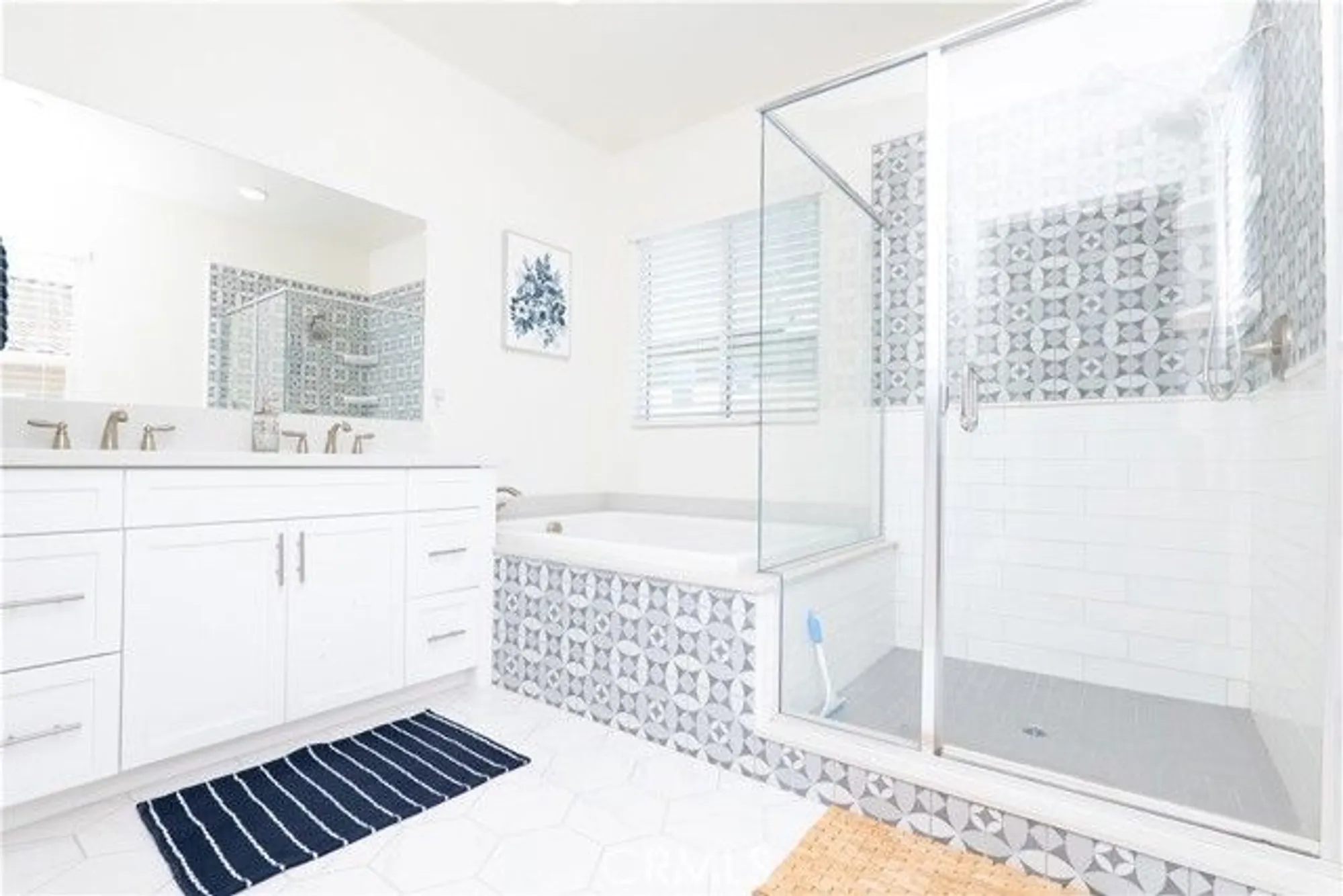 Property Slideshow image 20 of 54 | 24560 acadia dr, Corona, CA, 92883