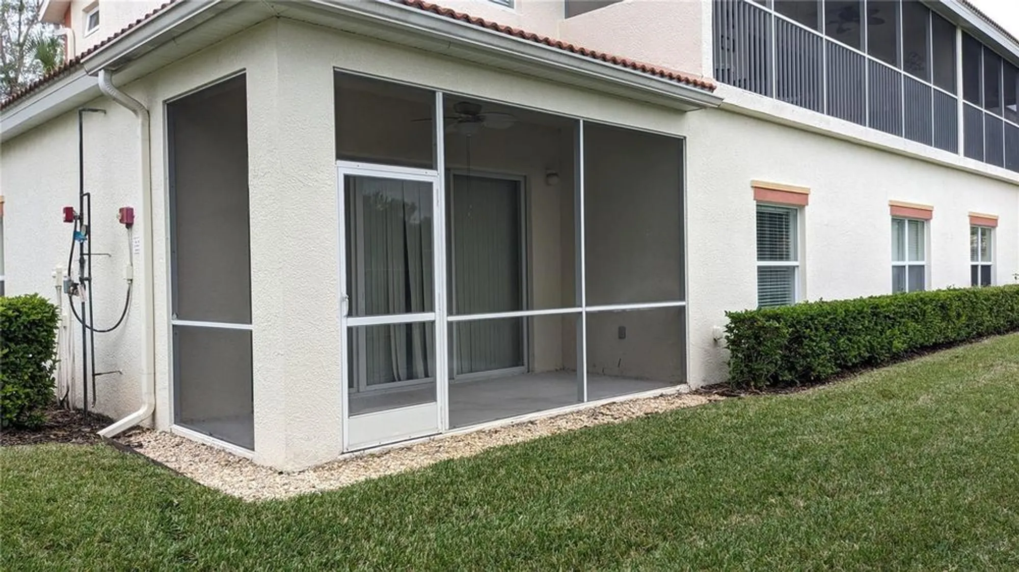 Property Slideshow image 25 of 27 | 7307 fountain palm cir # 7-102, Bradenton, FL, 34203