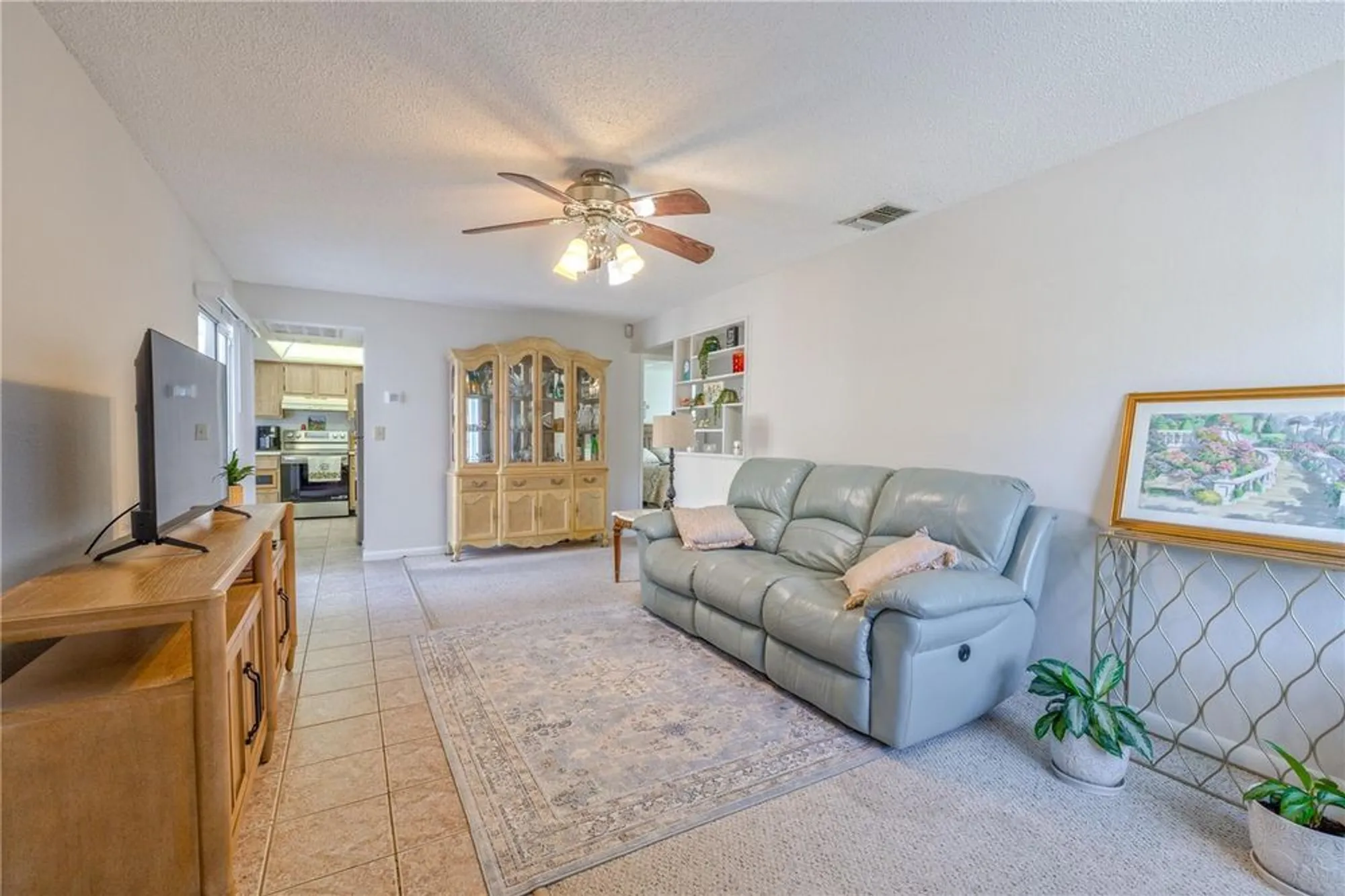 Property Slideshow image 2 of 28 | 1131 orange tree cir c, Palm Harbor, FL, 34684