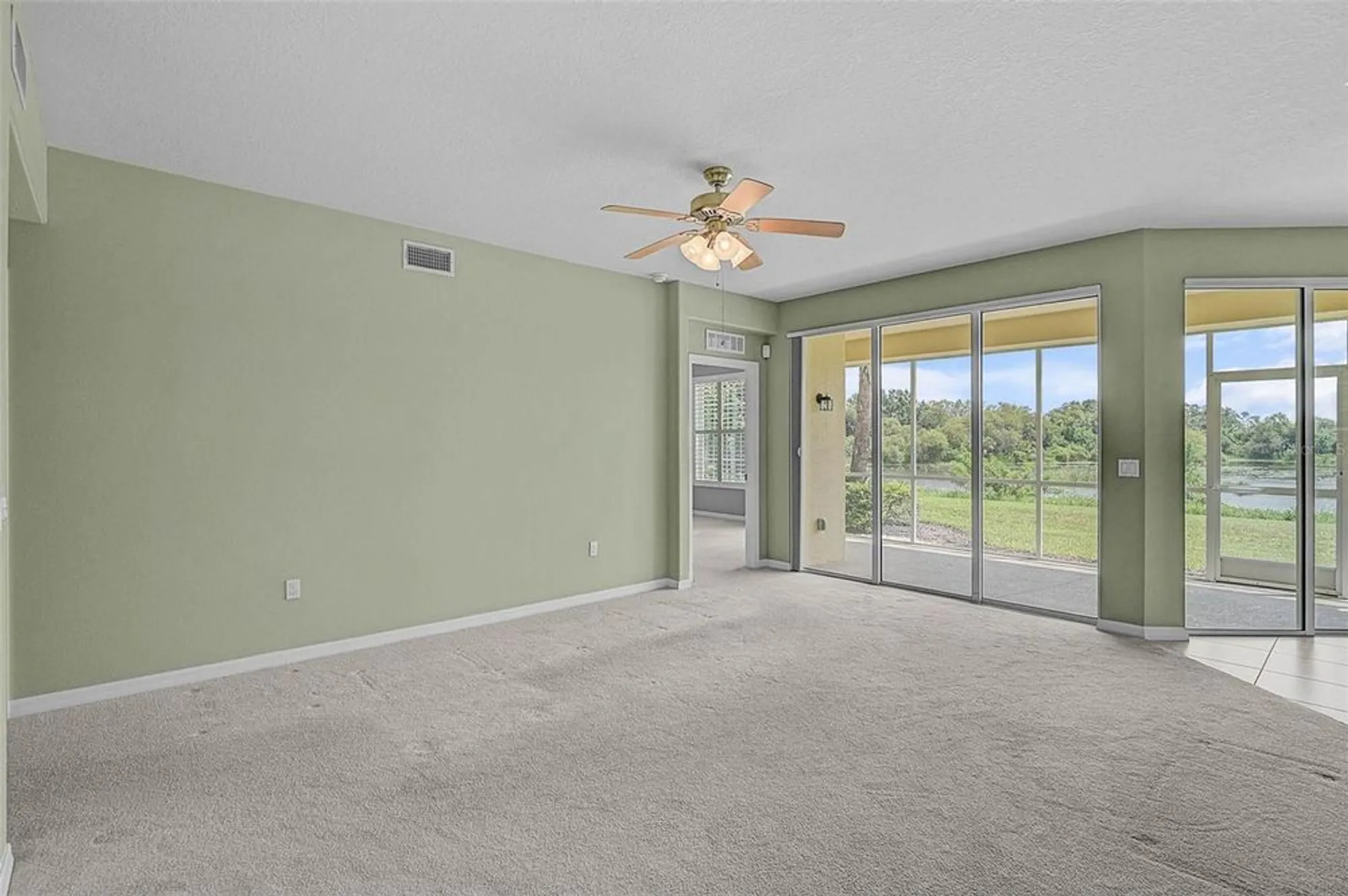 Property Slideshow image 5 of 38 | 1257 burgos dr 302, Sarasota, FL, 34238
