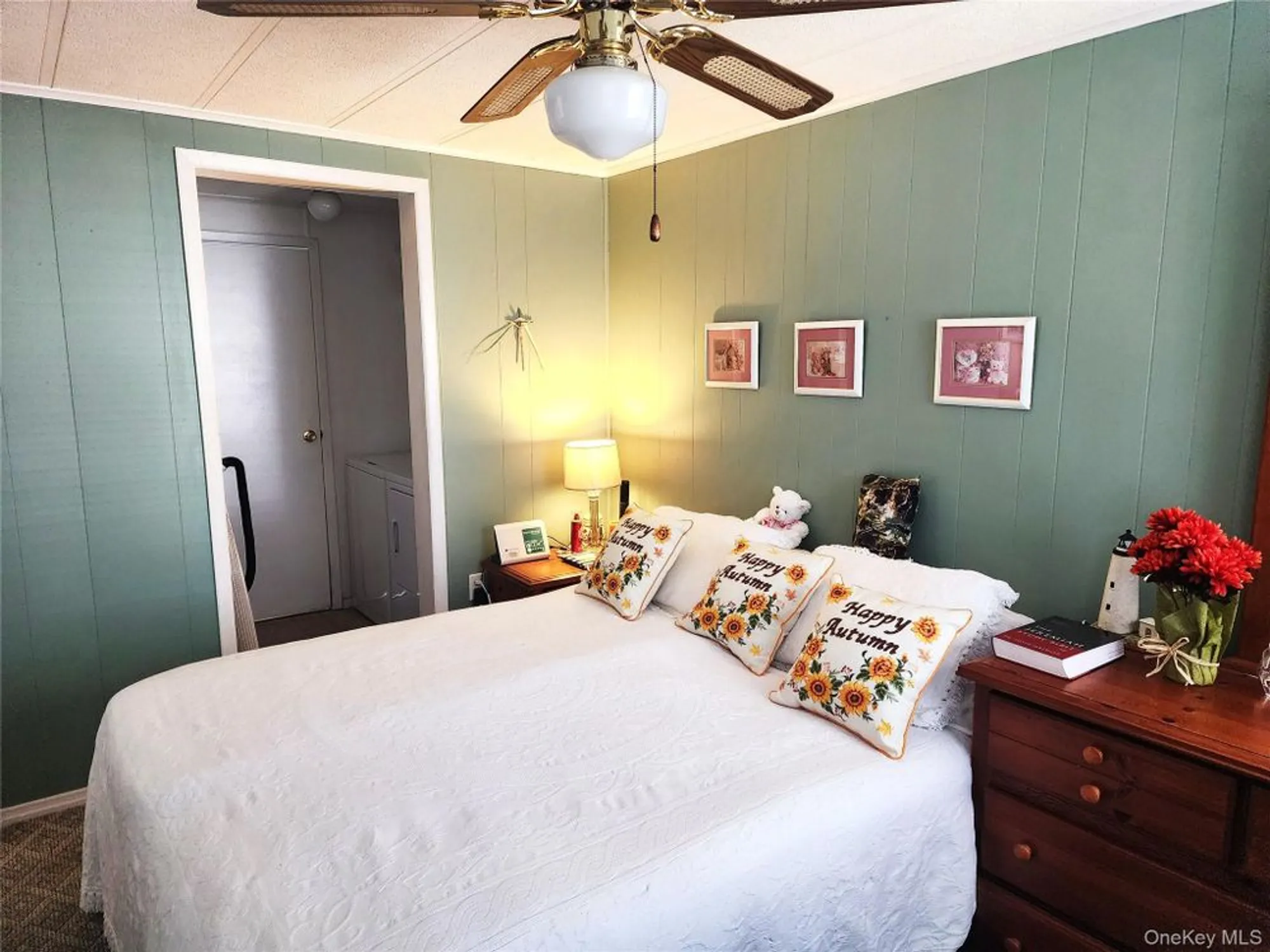 Property Slideshow image 12 of 29 | 38b village cir s, Manorville, NY, 11949