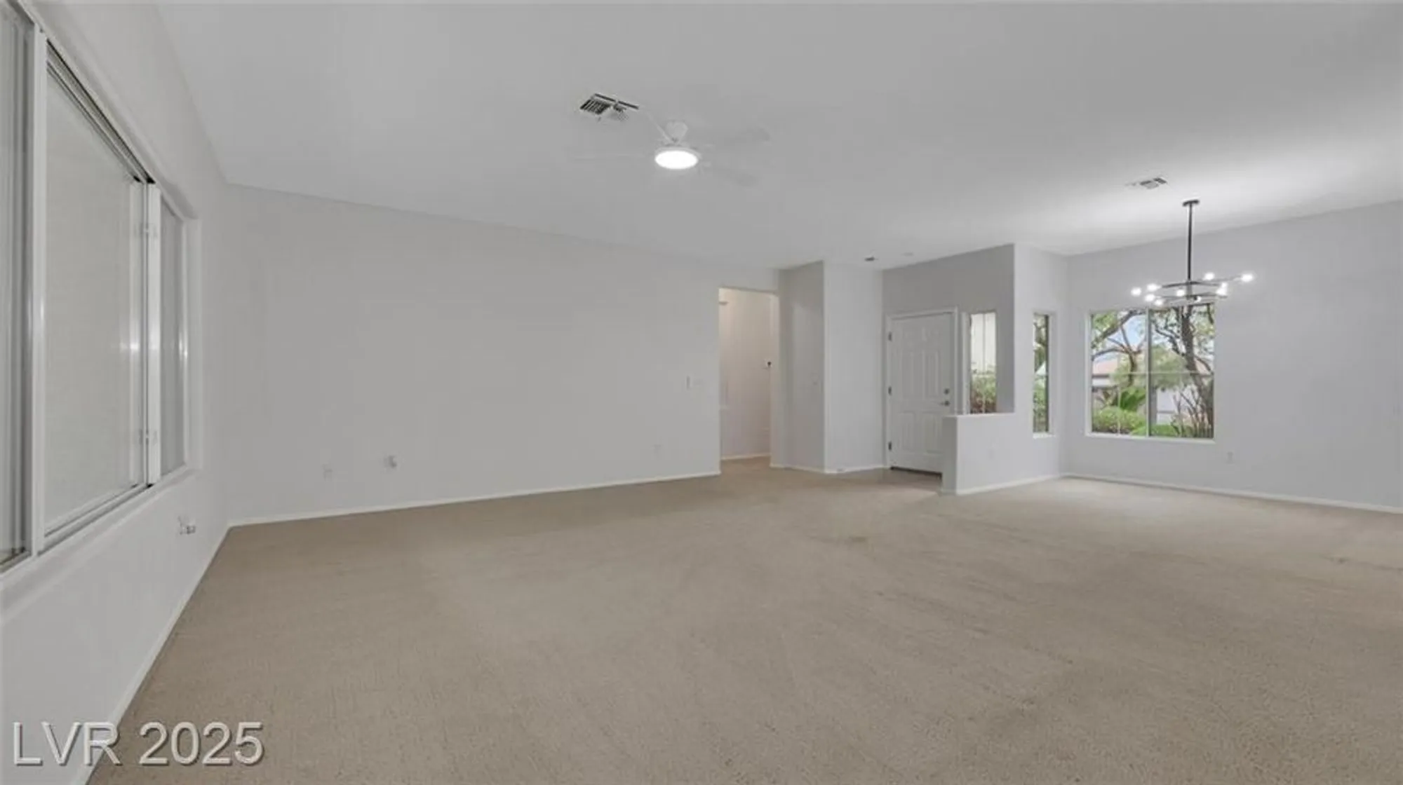 Property Slideshow image 14 of 36 | 2350 little bighorn dr, Henderson, NV, 89052