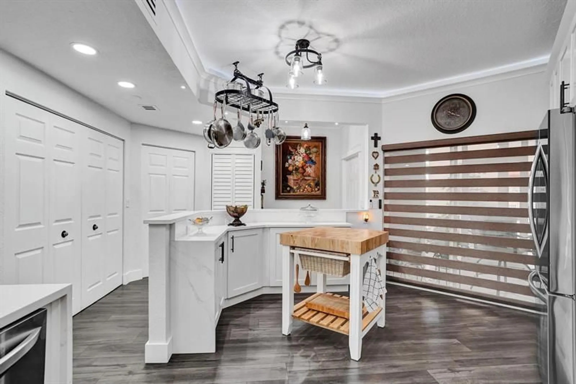 Property Slideshow image 9 of 57 | 7755 yardley dr 209, Tamarac, FL, 33321