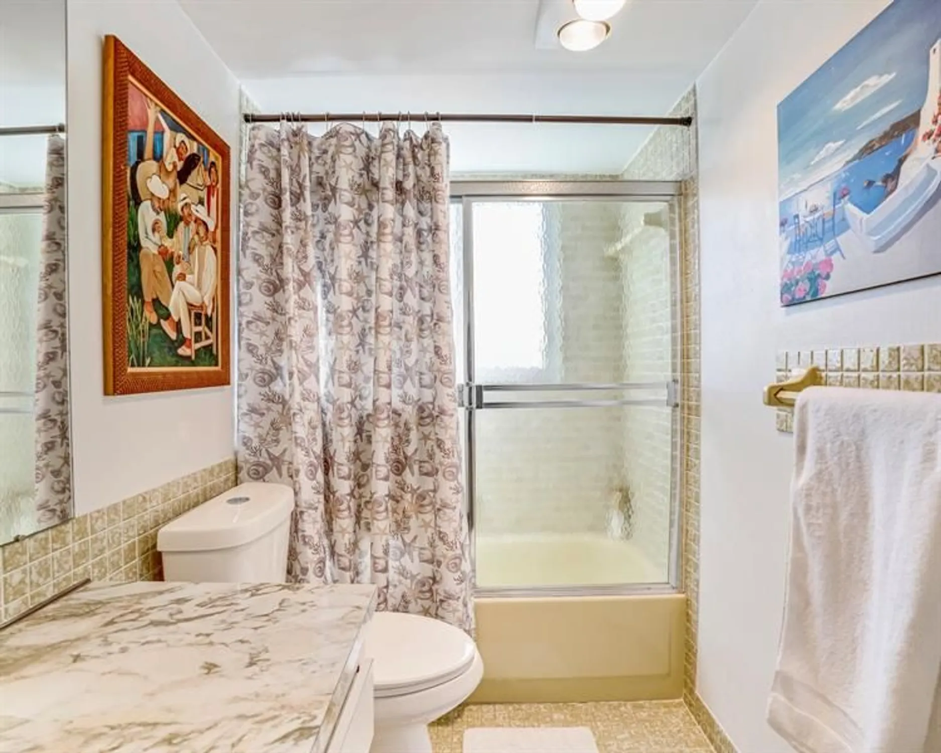 Property Slideshow image 21 of 25 | 4751 nw 21st st 300, Lauderhill, FL, 33313